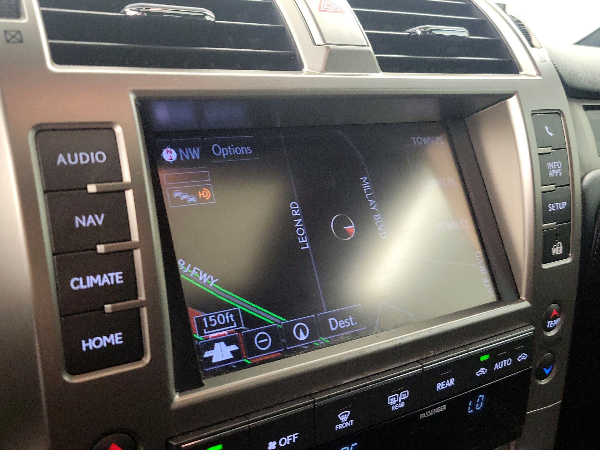 Thumbnail: 2021 Lexus GX - 14