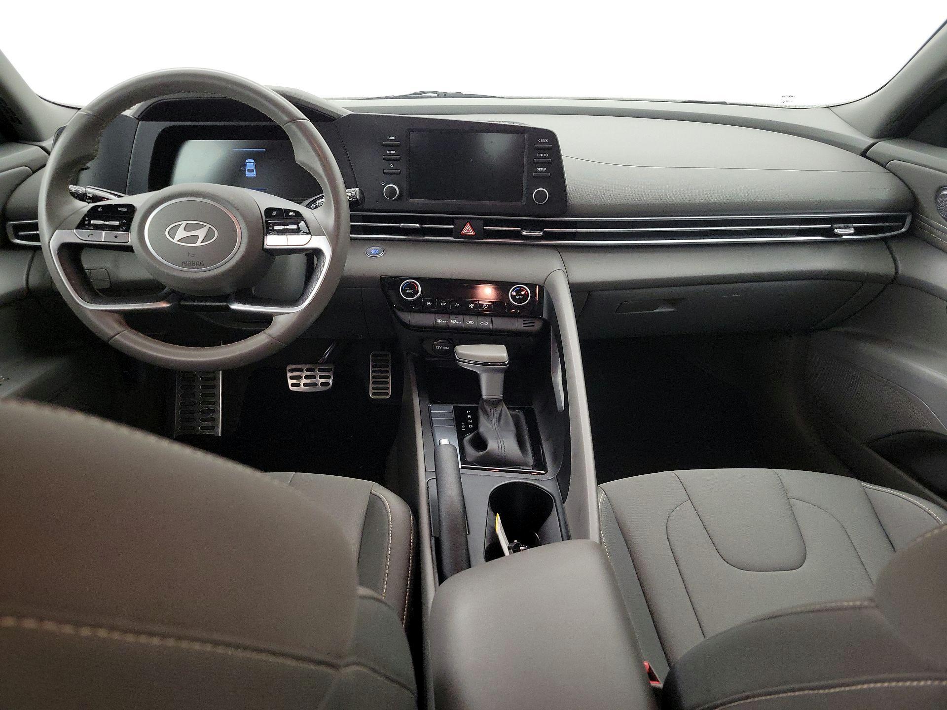 Thumbnail: 2025 Hyundai Elantra - 9