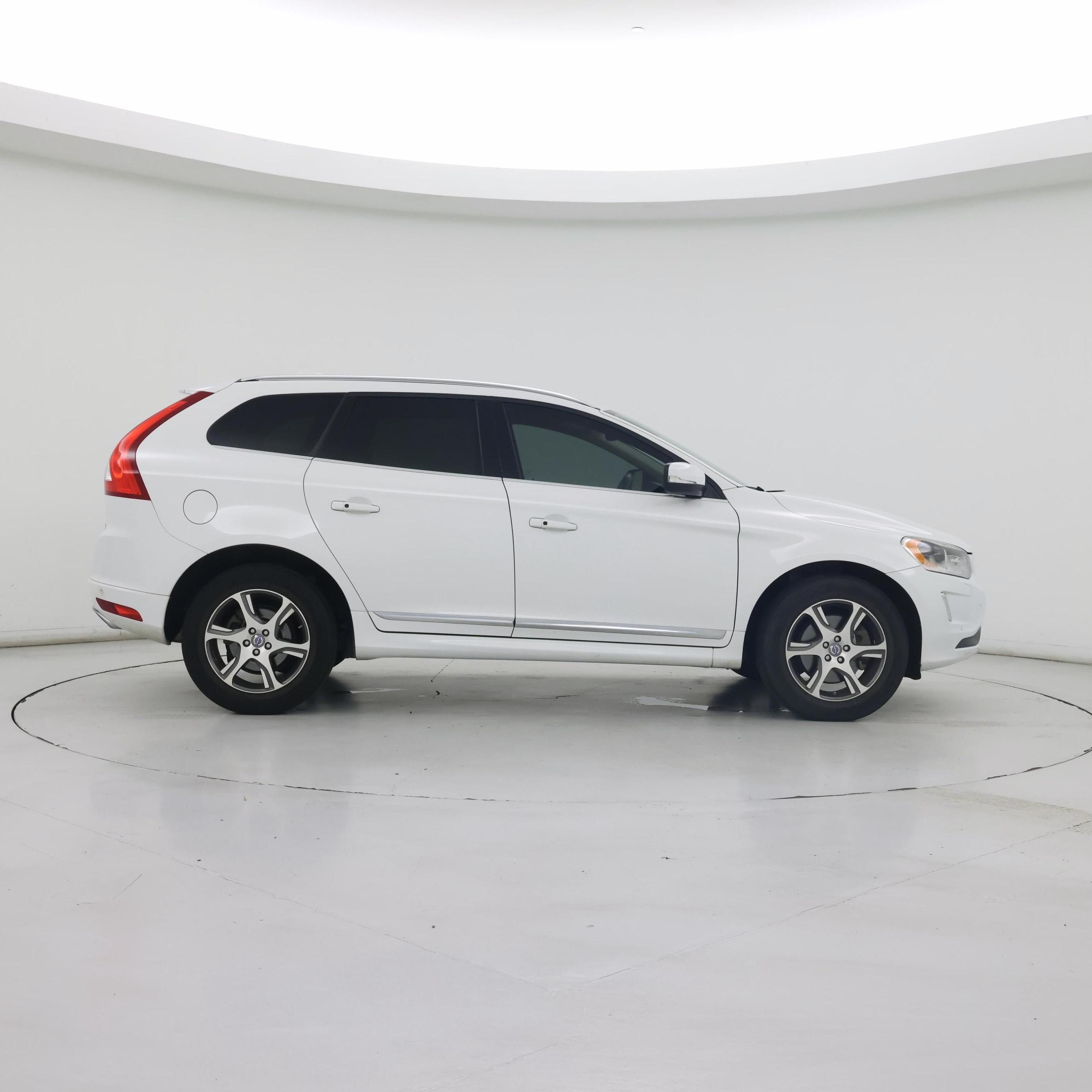 Thumbnail: 2015 Volvo XC60 - 7
