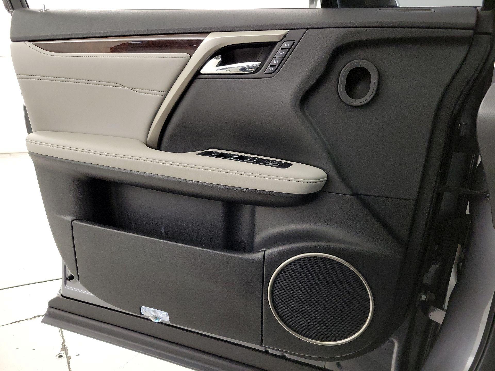 Thumbnail: 2016 Lexus RX - 12