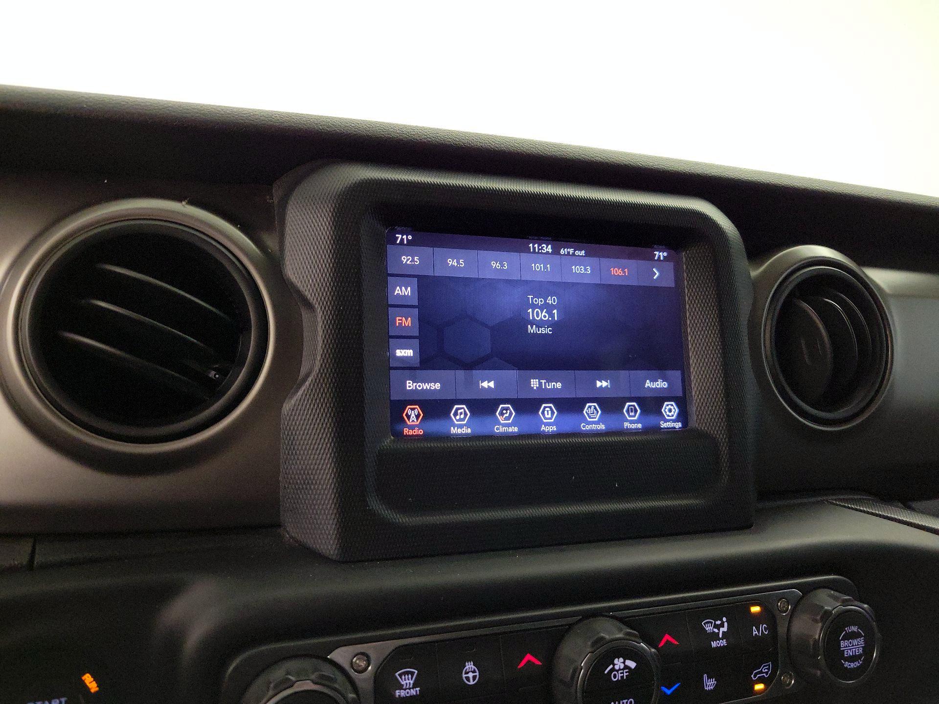 Thumbnail: 2019 Jeep Wrangler - 15