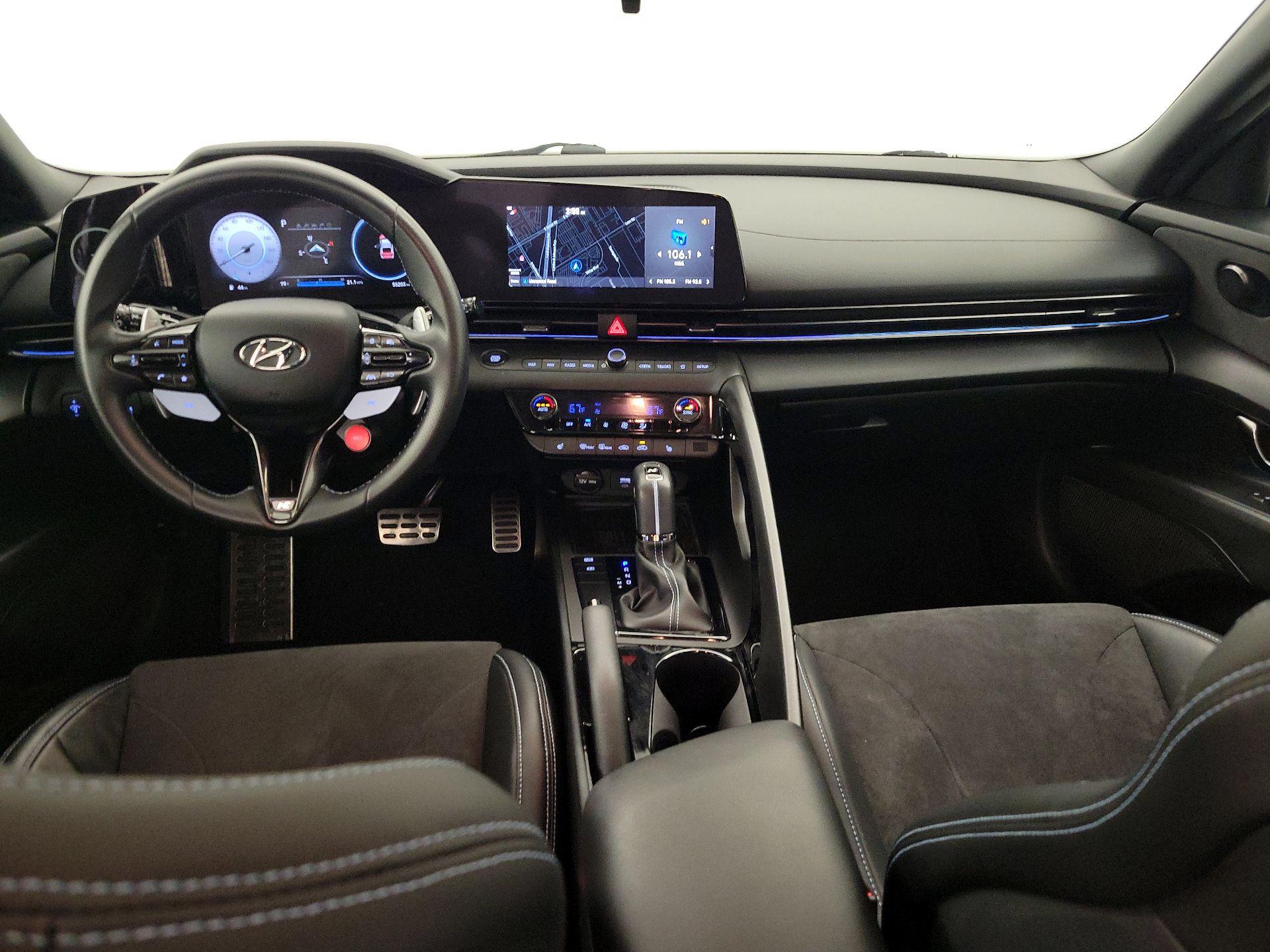 Thumbnail: 2022 Hyundai Elantra - 9