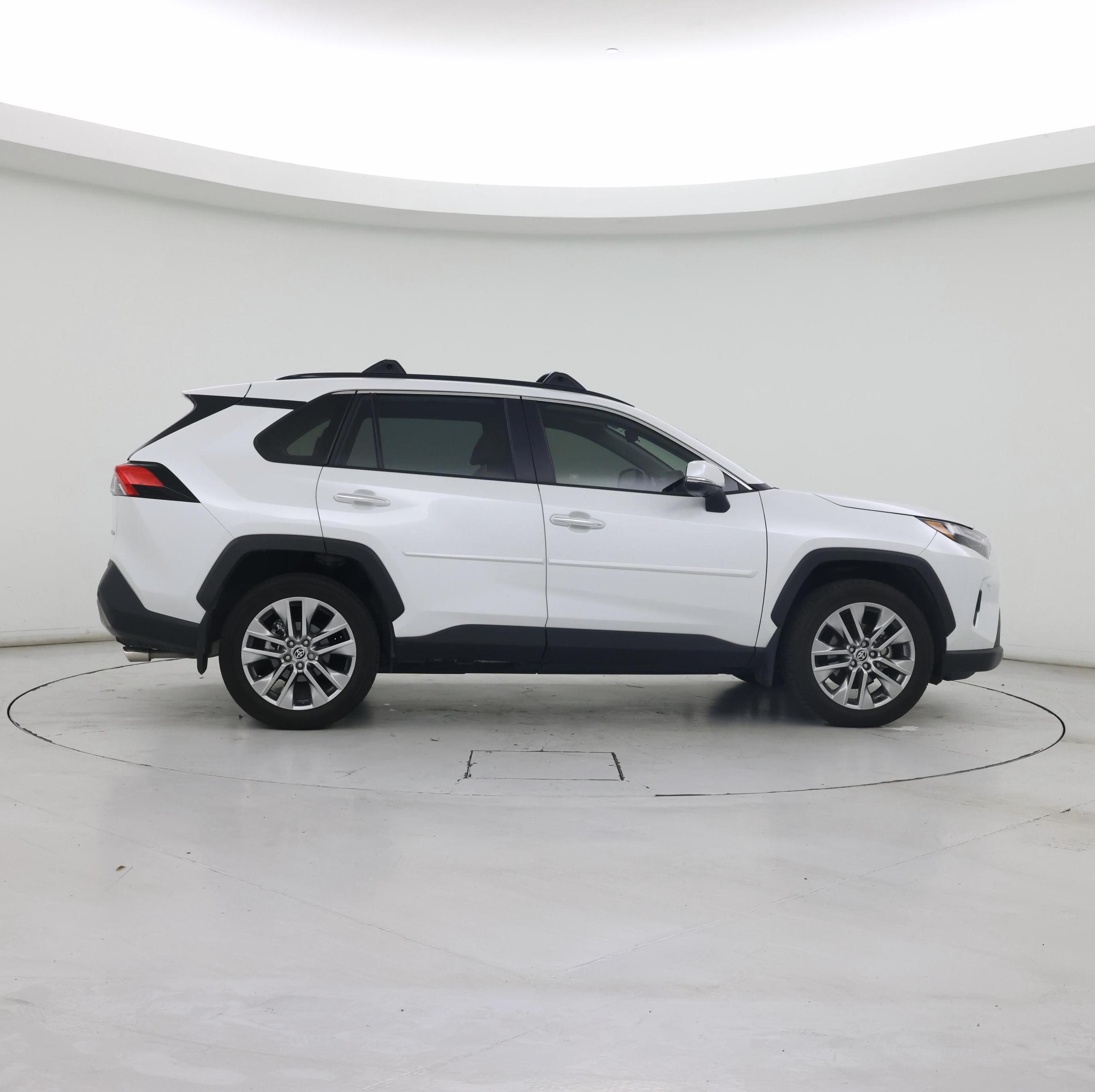 Thumbnail: 2025 Toyota RAV4 - 7