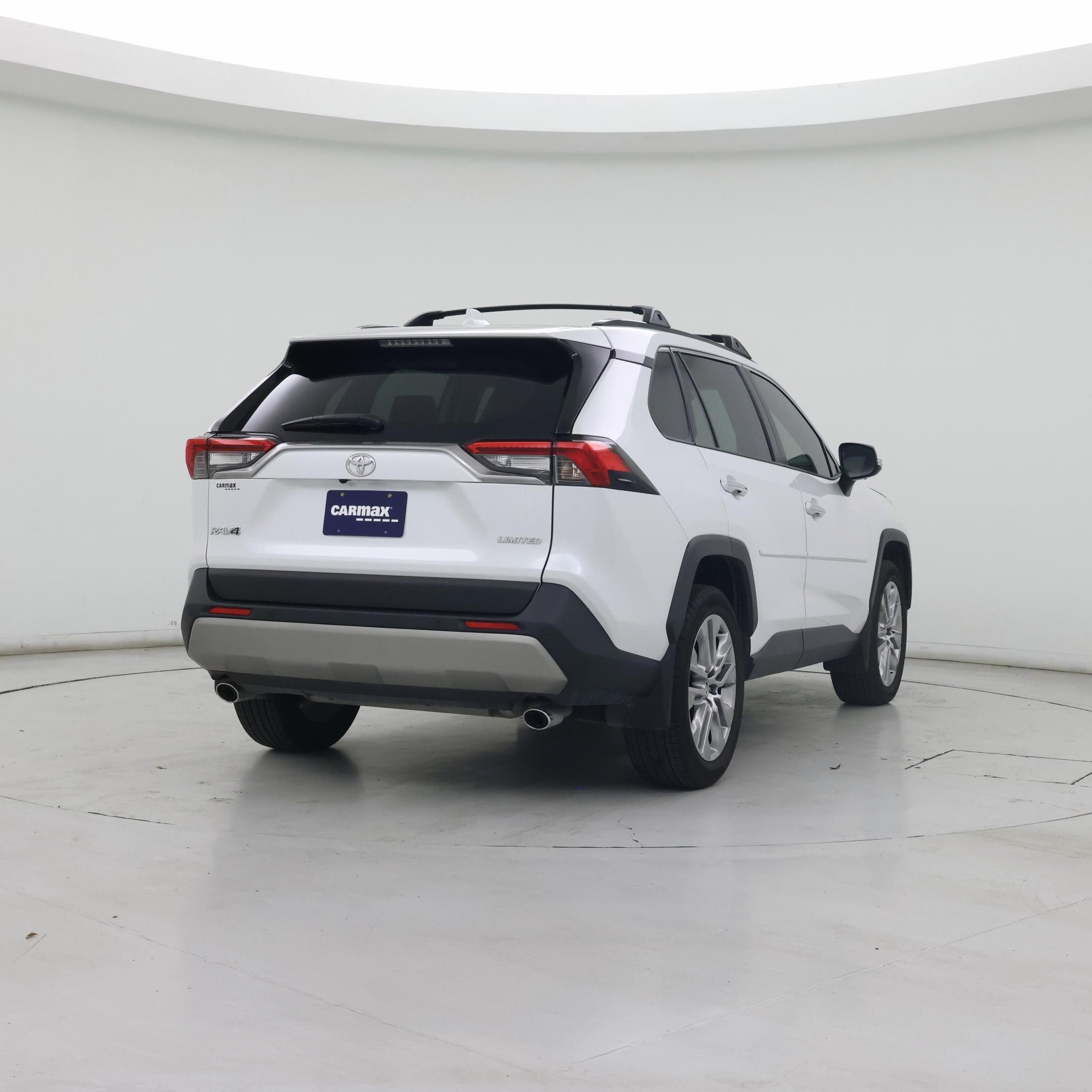 Thumbnail: 2025 Toyota RAV4 - 8