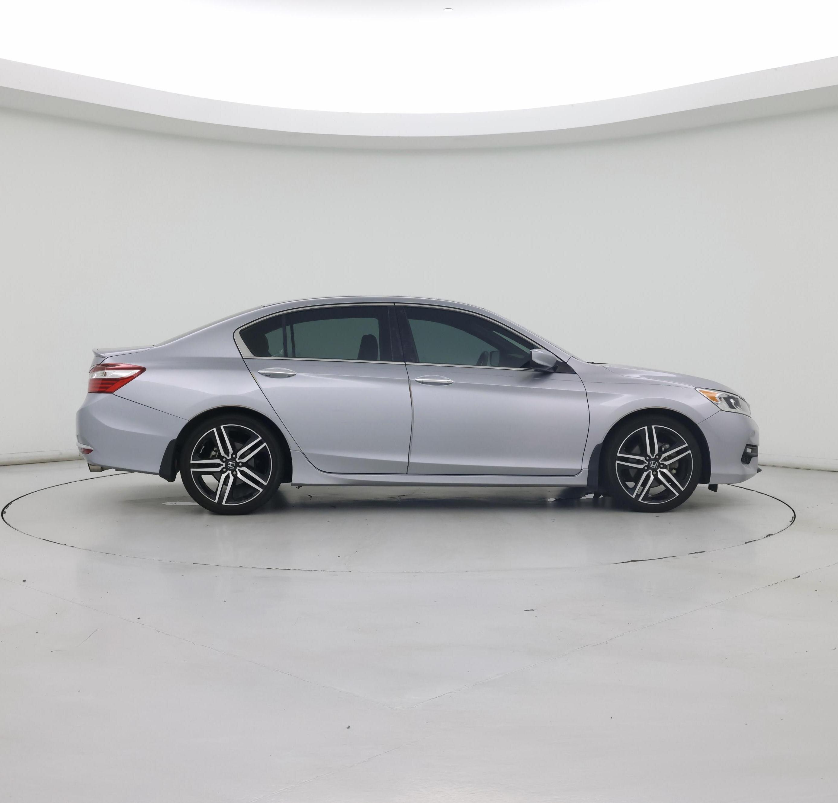 Thumbnail: 2017 Honda Accord - 7
