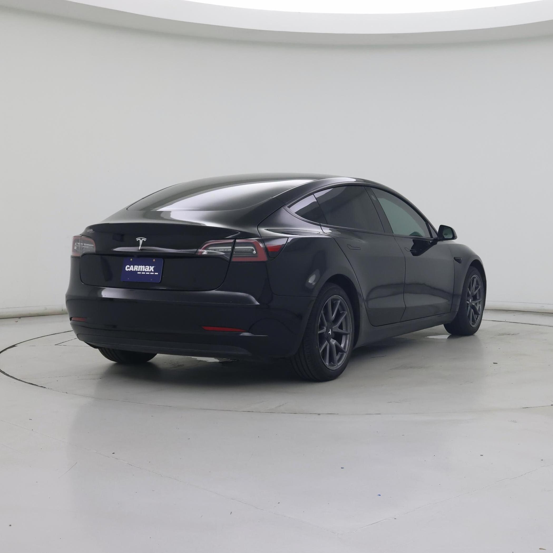 Thumbnail: 2022 Tesla Model 3 - 8
