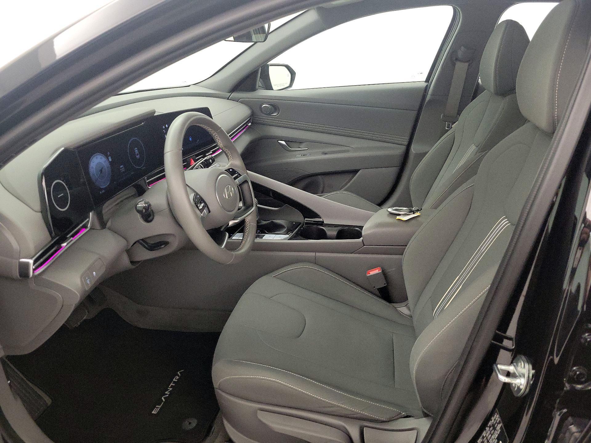 Thumbnail: 2024 Hyundai Elantra - 11