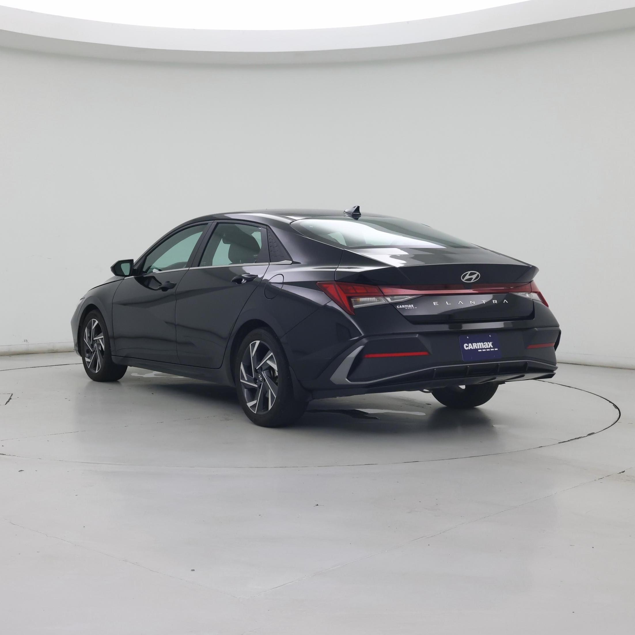 Thumbnail: 2024 Hyundai Elantra - 2