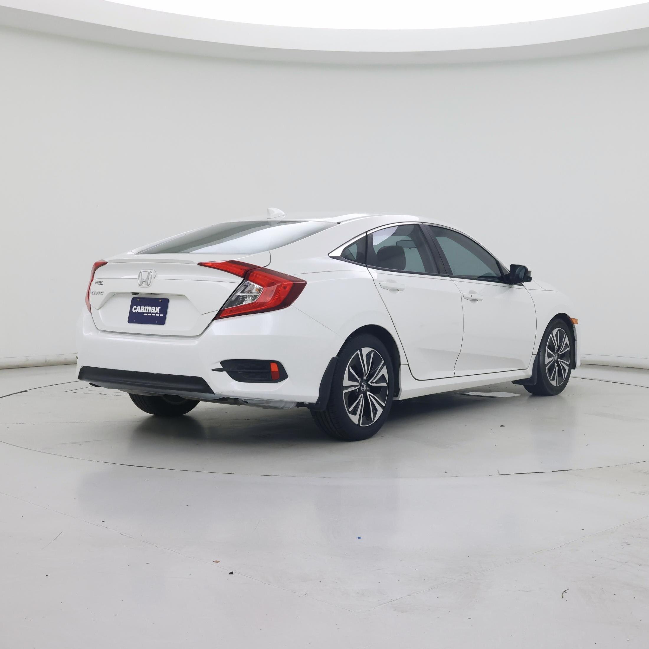 Thumbnail: 2016 Honda Civic - 8