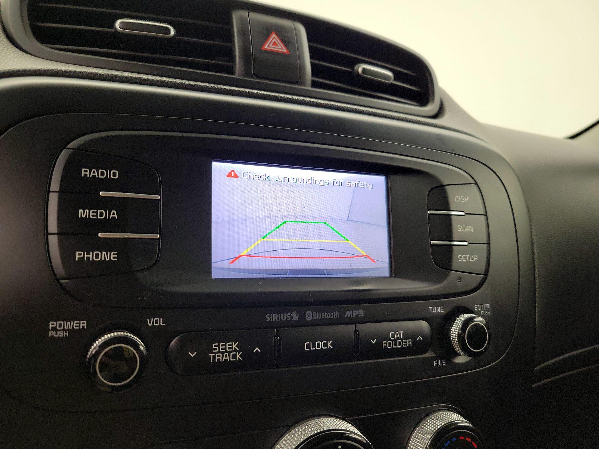 Thumbnail: 2016 Kia Soul - 14