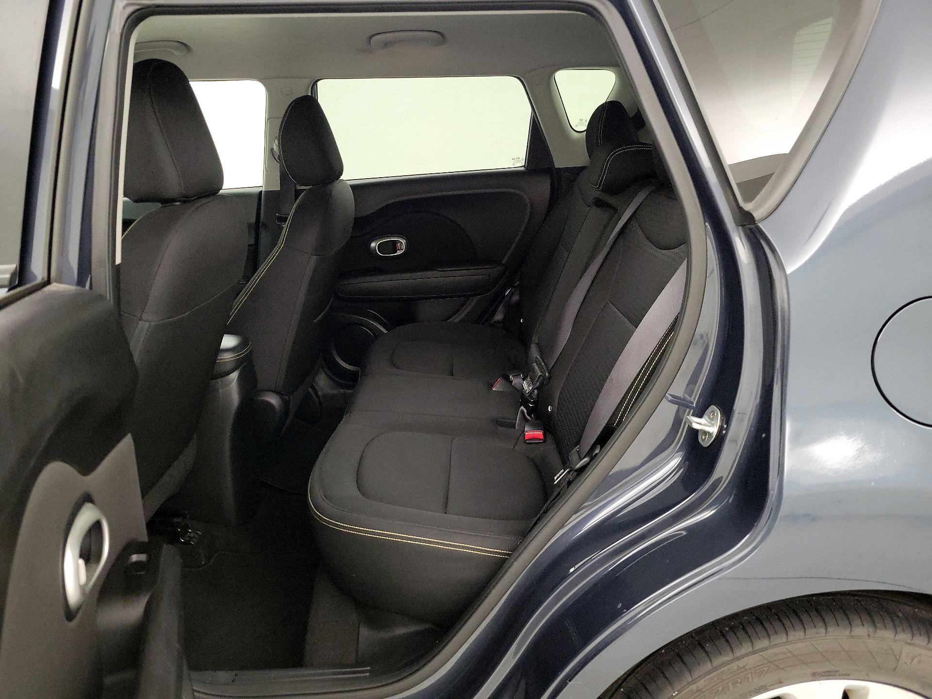 Thumbnail: 2016 Kia Soul - 19