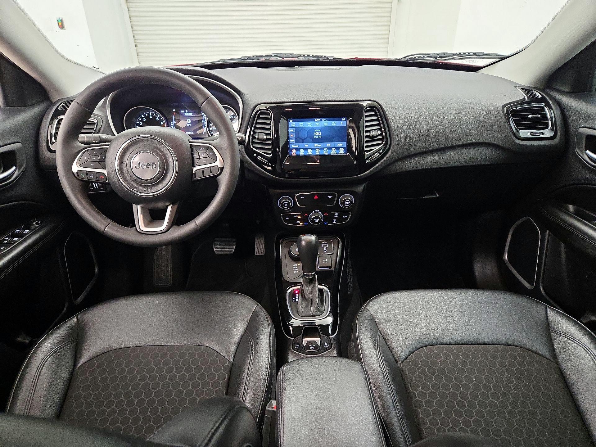 Thumbnail: 2021 Jeep Compass - 9