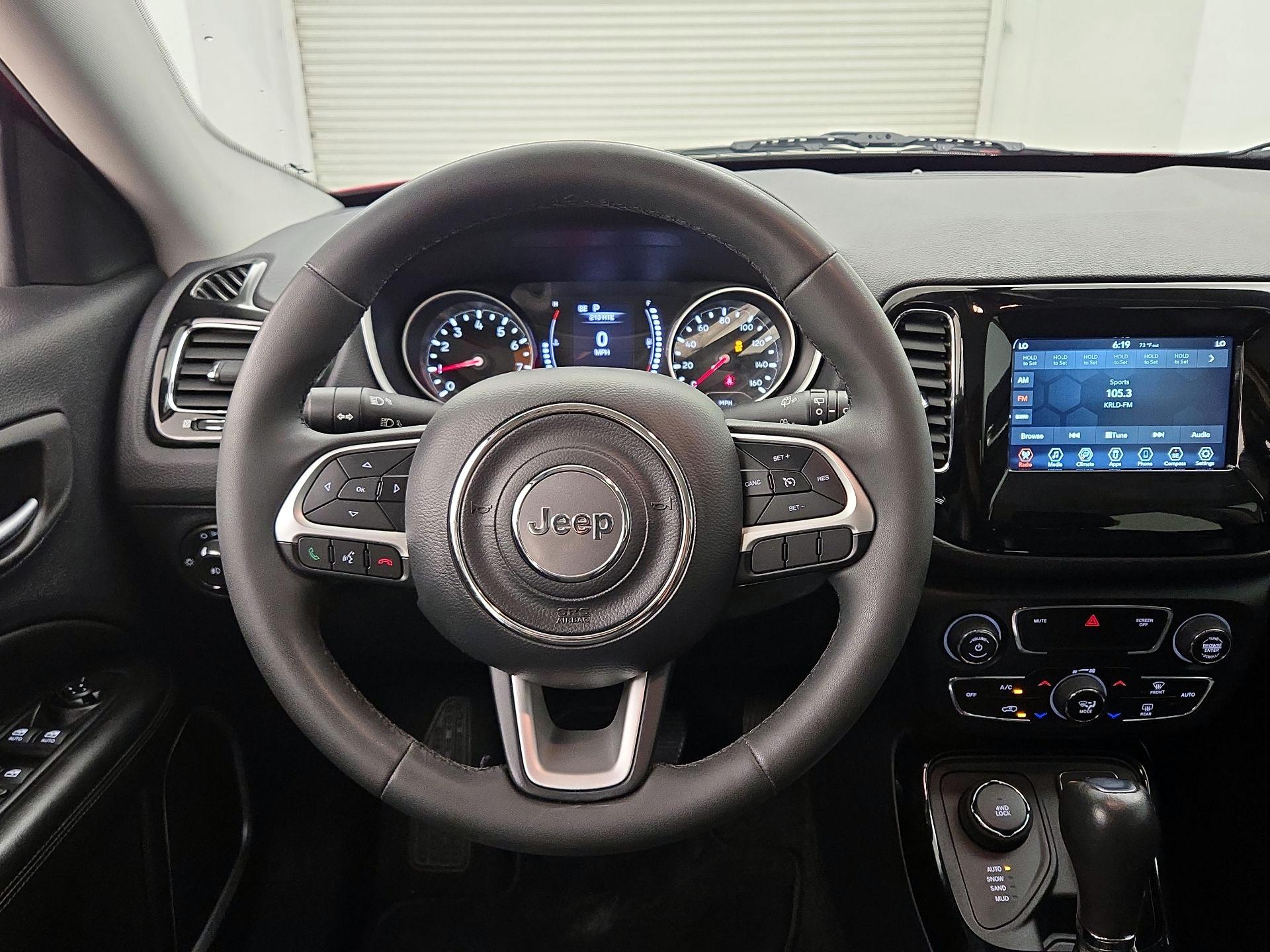 Thumbnail: 2021 Jeep Compass - 10