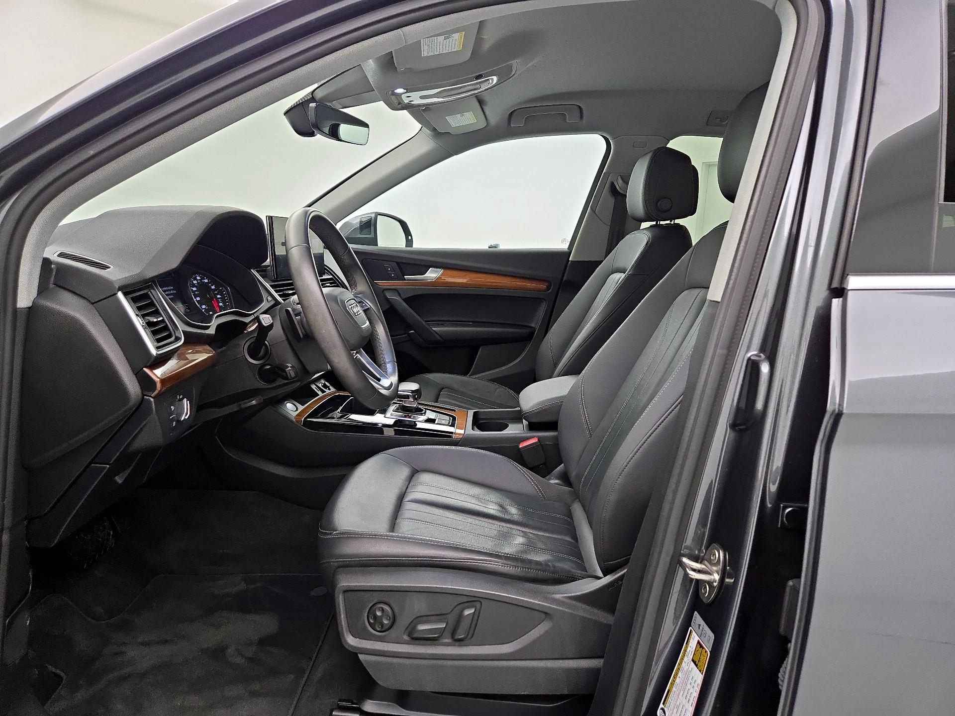 Thumbnail: 2023 Audi Q5 - 11