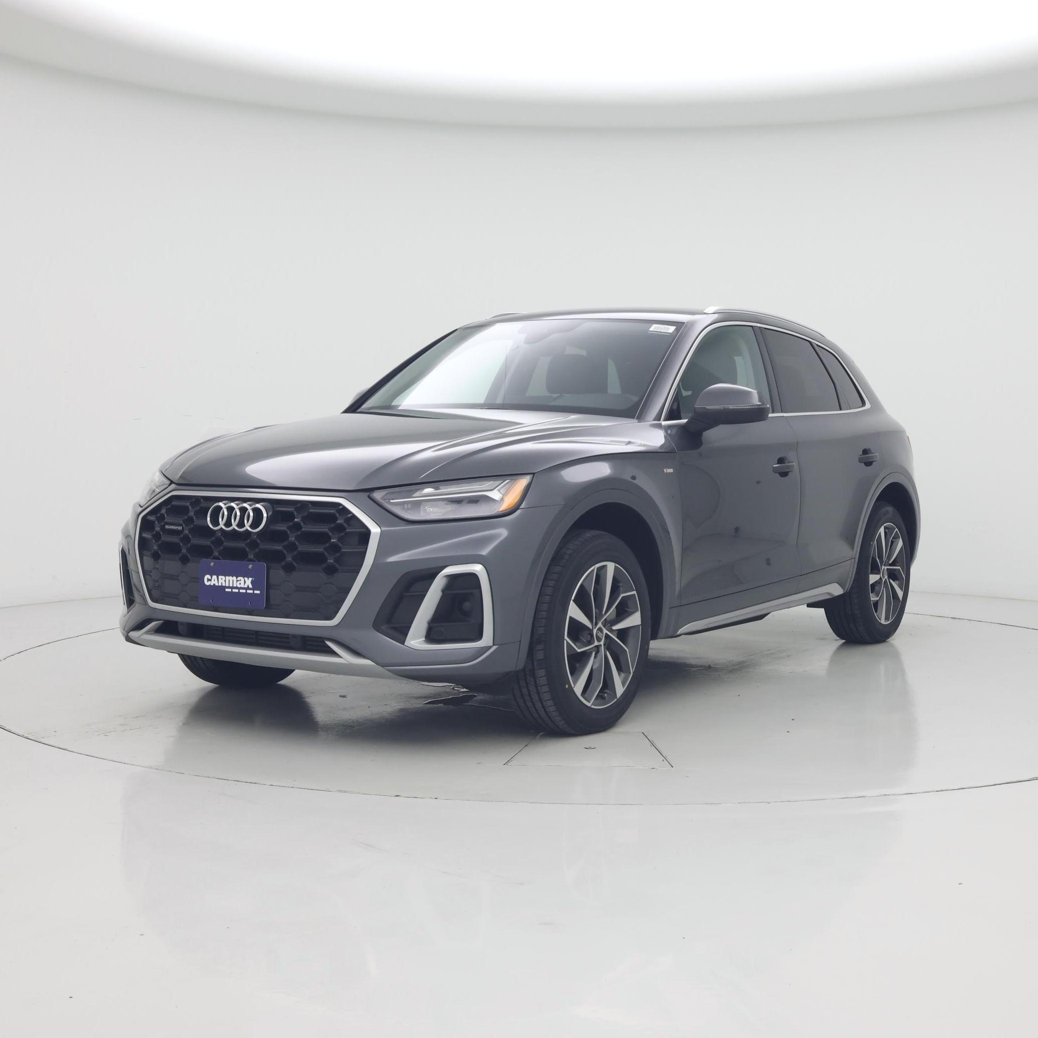 Thumbnail: 2023 Audi Q5 - 4