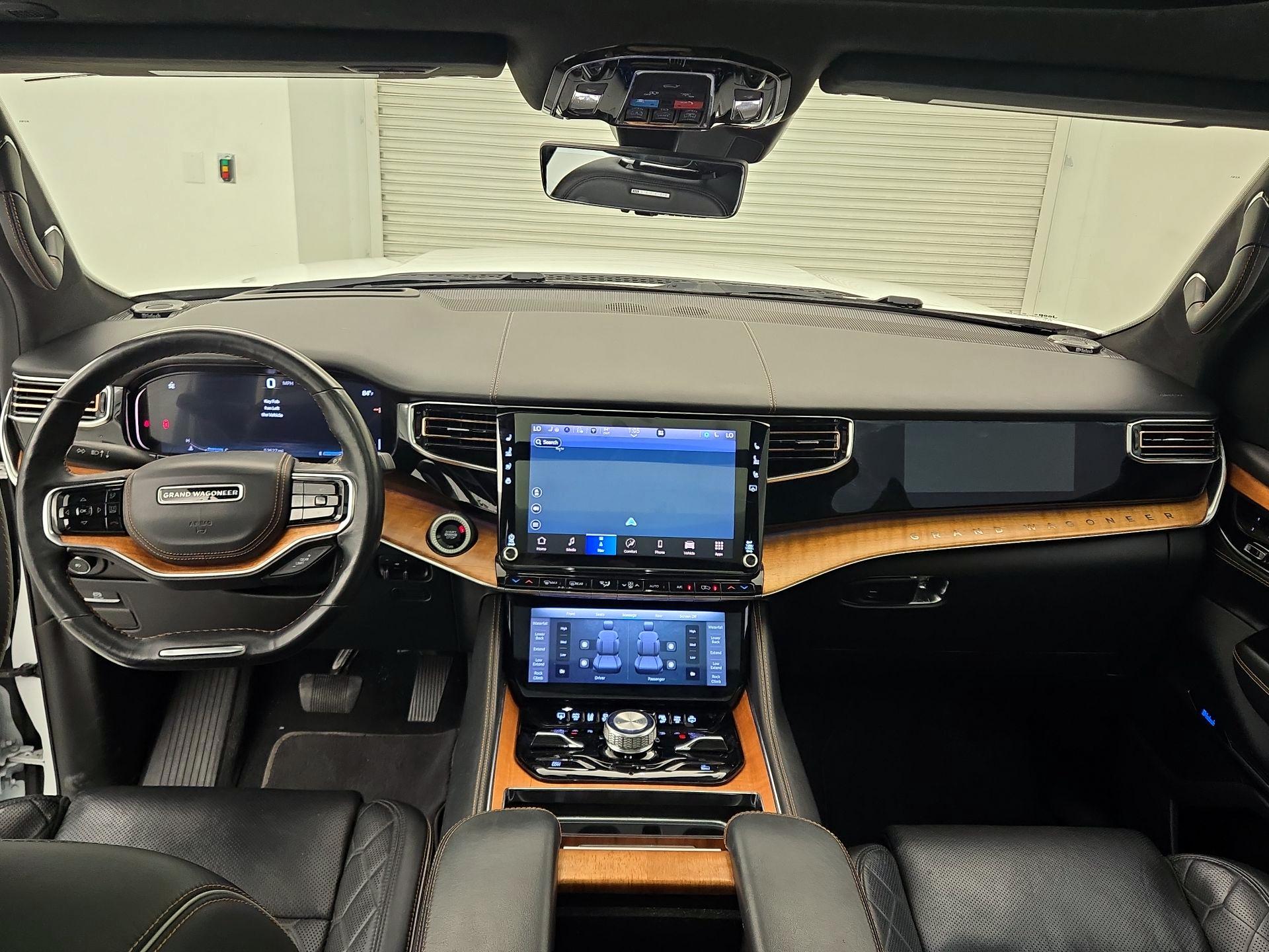 Thumbnail: 2022 Jeep Grand Wagoneer - 9