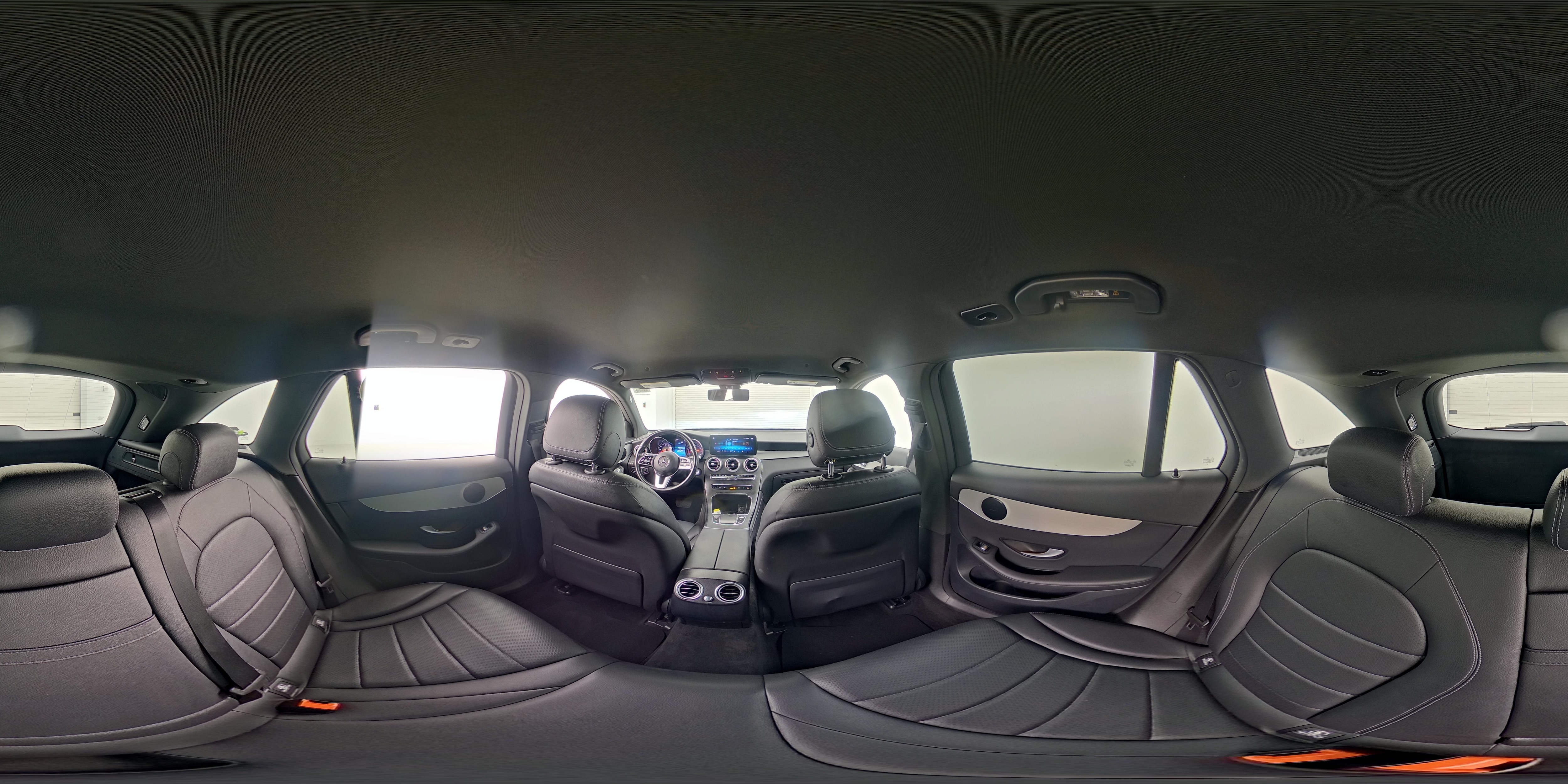 2021 Mercedes-Benz GLC GLC300 - Photo 24