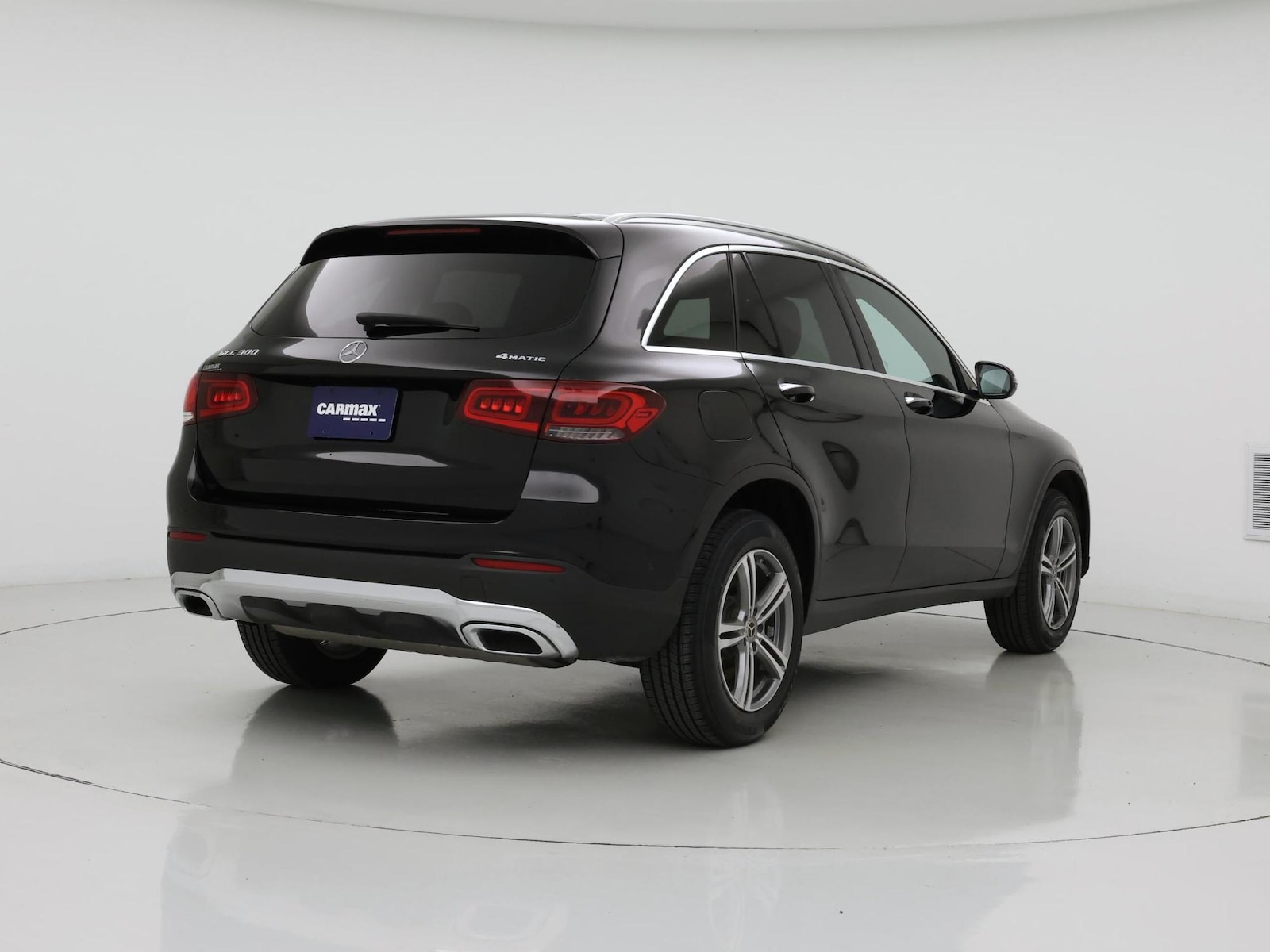 2021 Mercedes-Benz GLC GLC300 - Photo 9