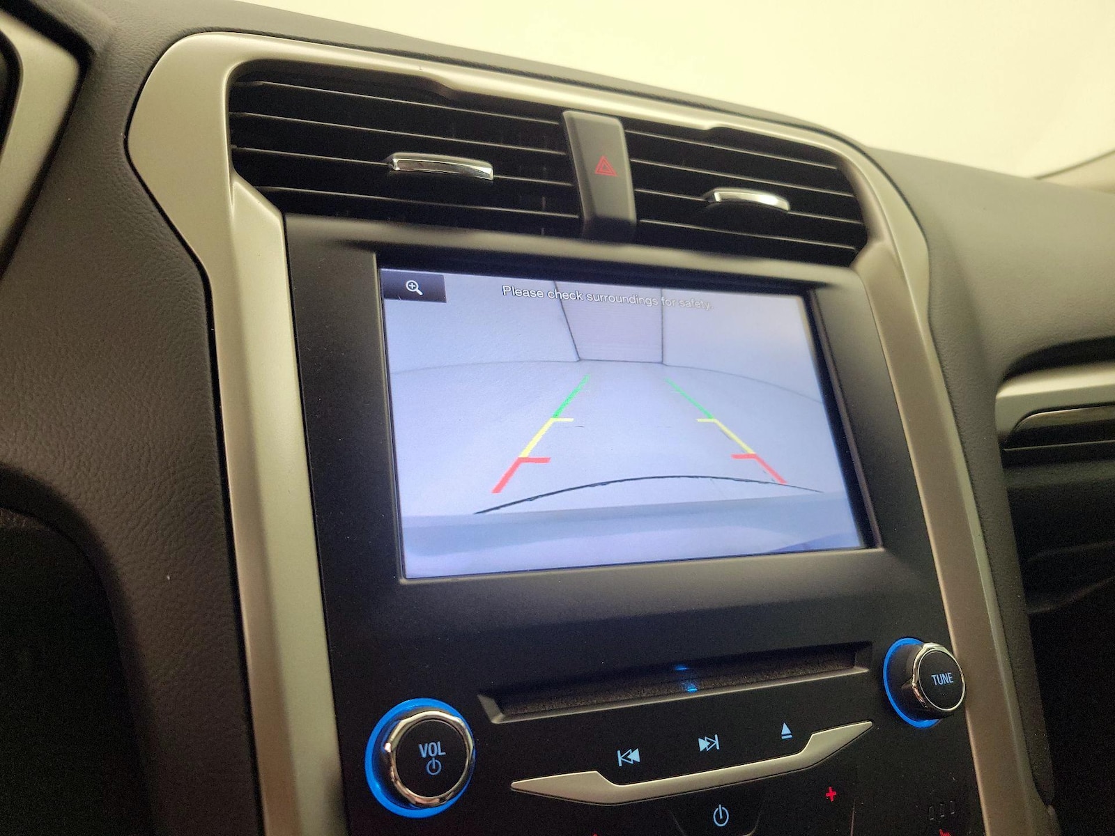 2014 Ford Fusion SE - Photo 15