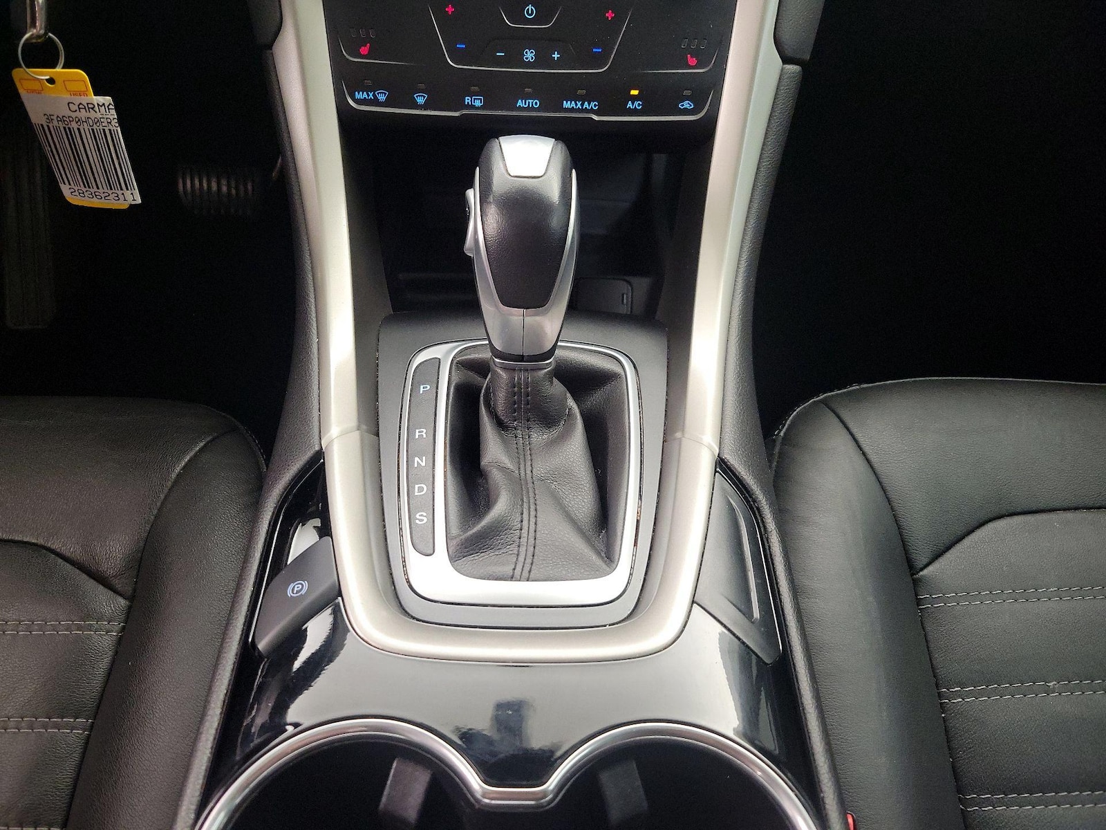 2014 Ford Fusion SE - Photo 18