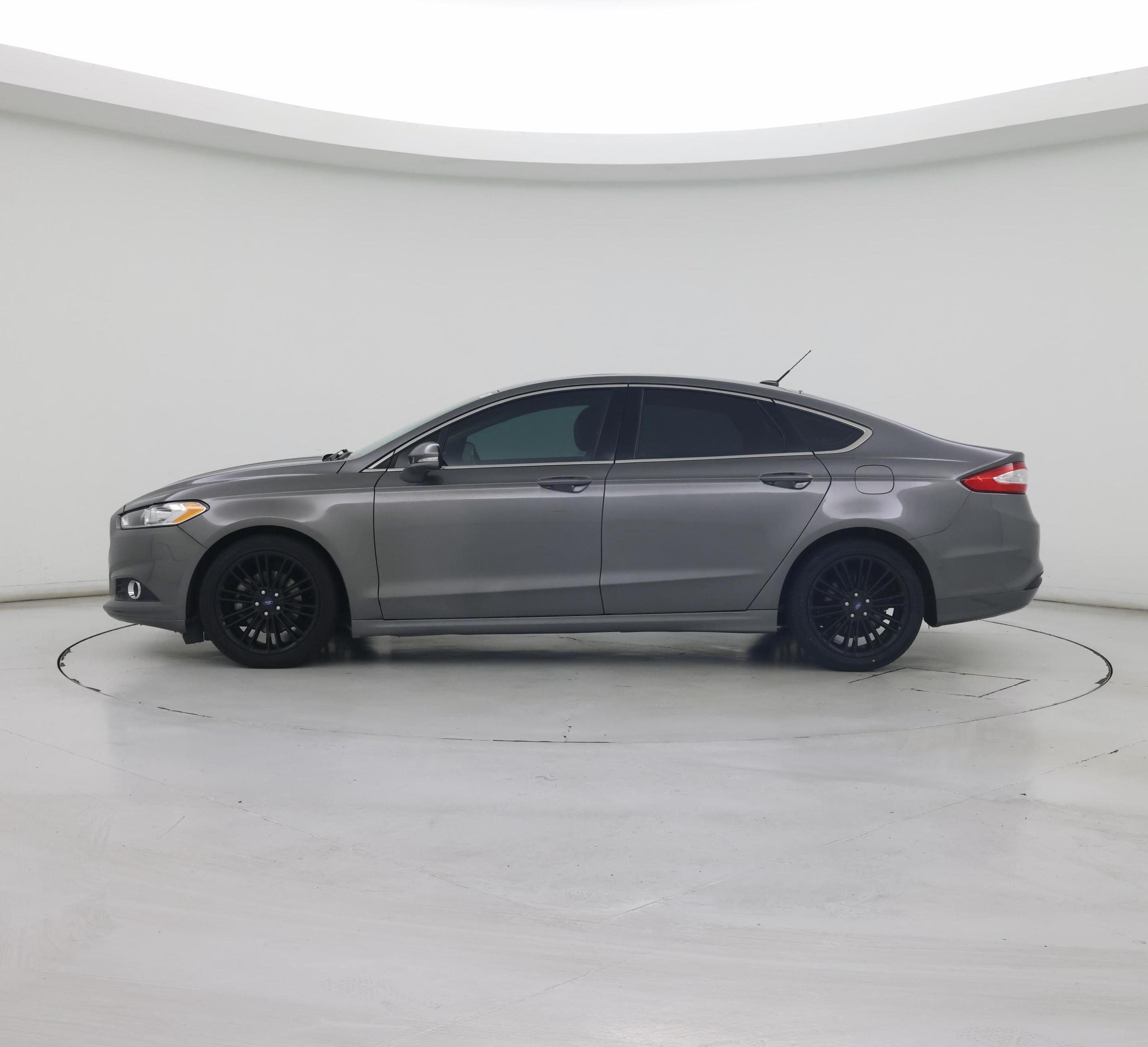 Thumbnail: 2014 Ford Fusion - 3