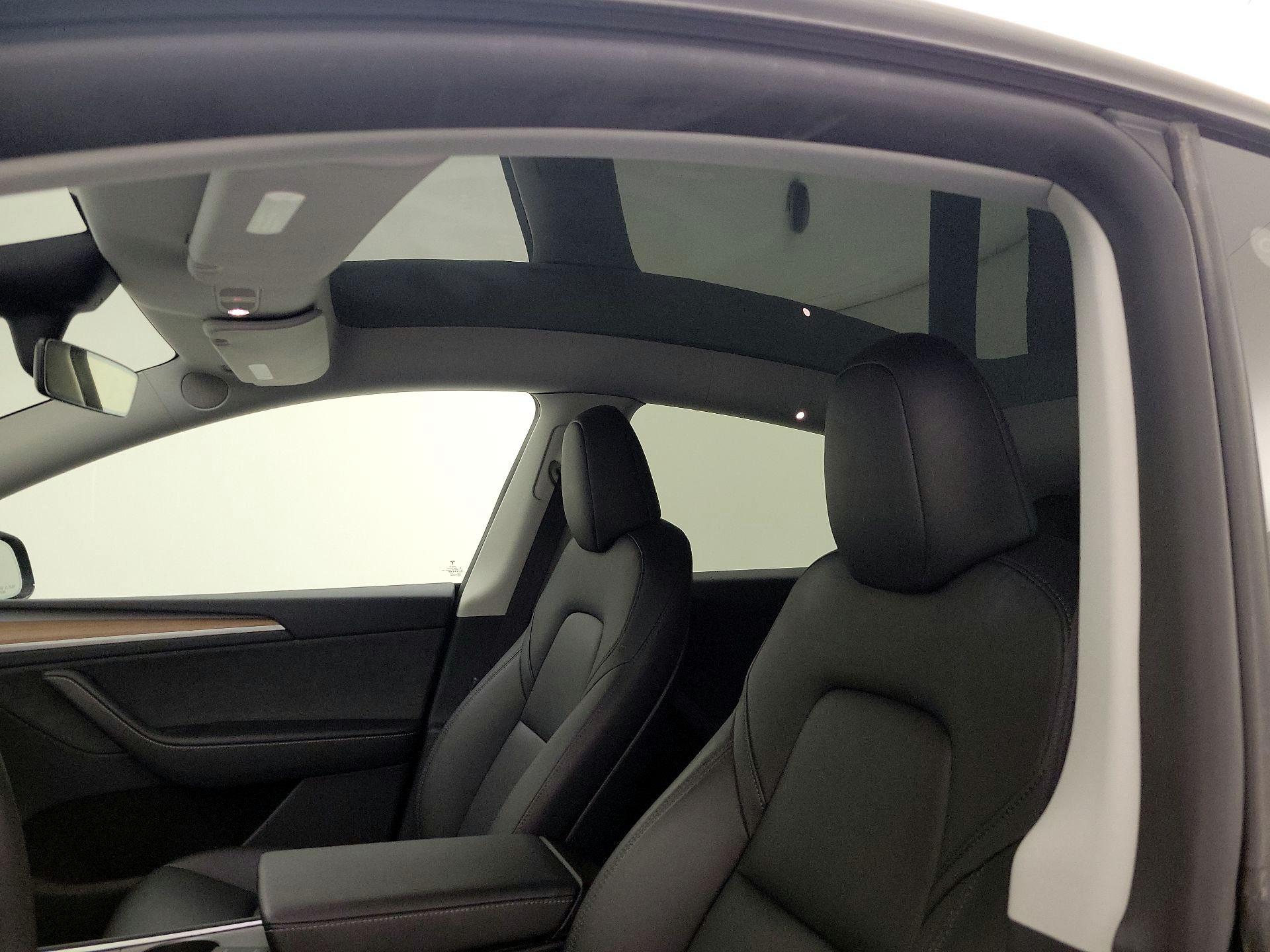 Thumbnail: 2023 Tesla Model Y - 20