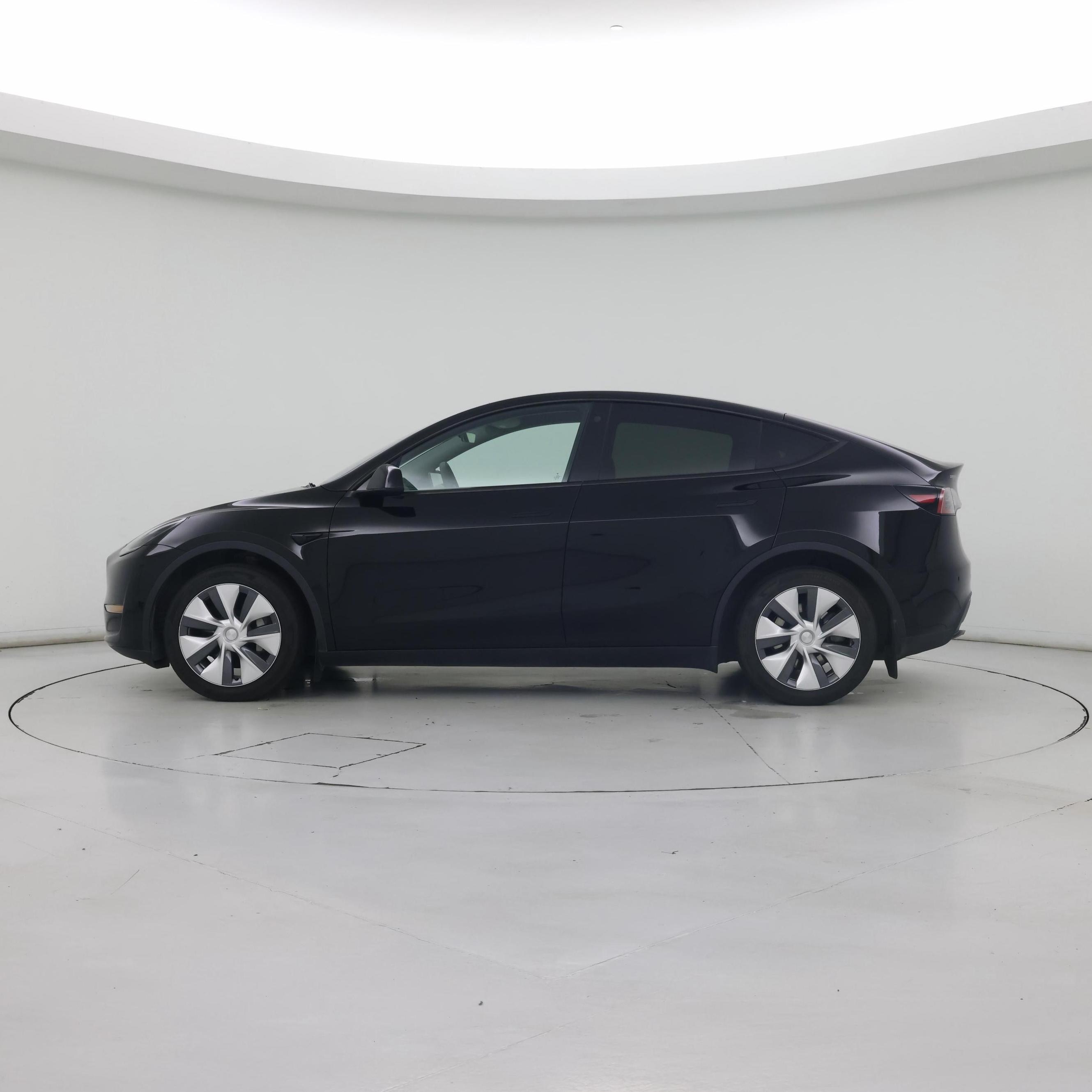 Thumbnail: 2023 Tesla Model Y - 3