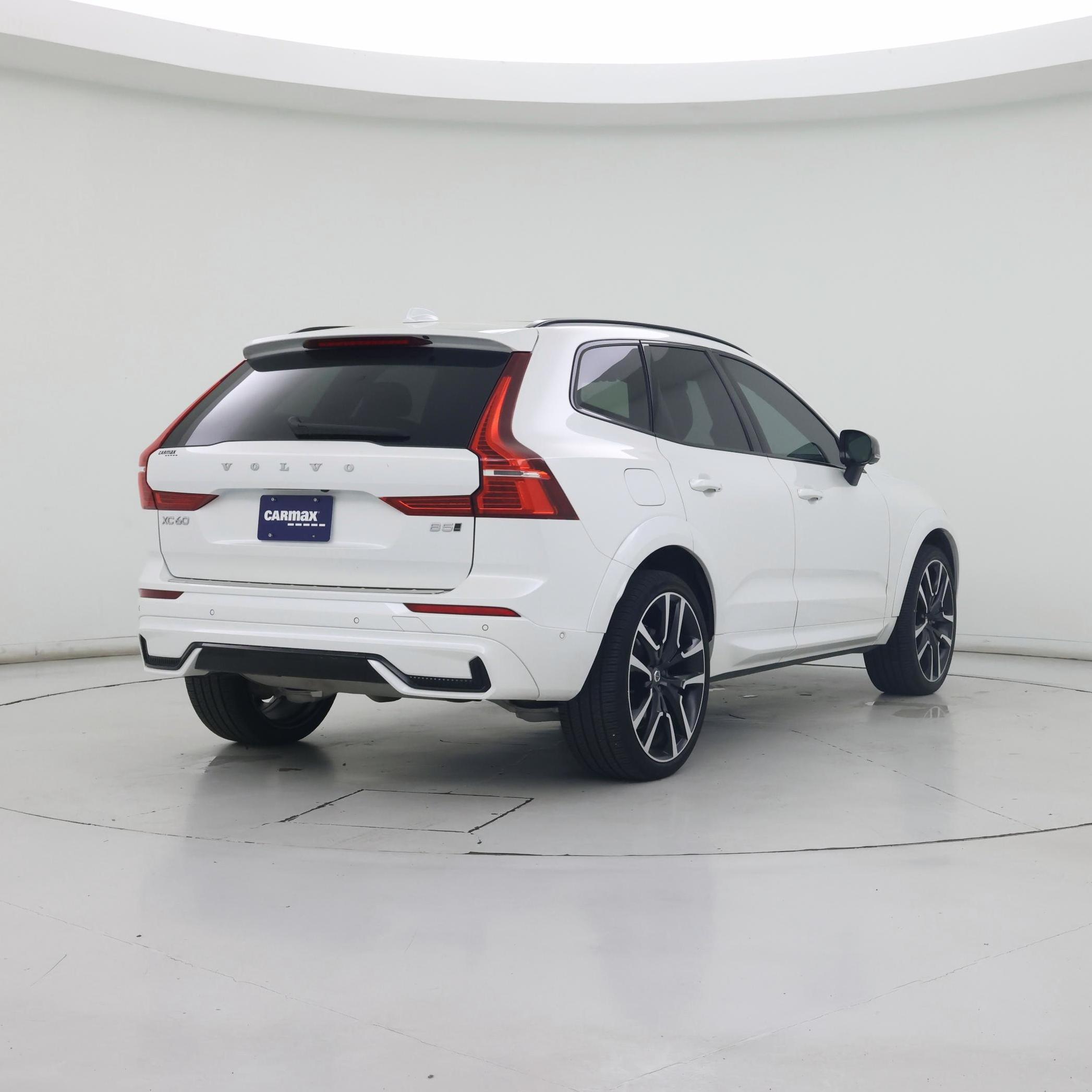 Thumbnail: 2025 Volvo XC60 - 8