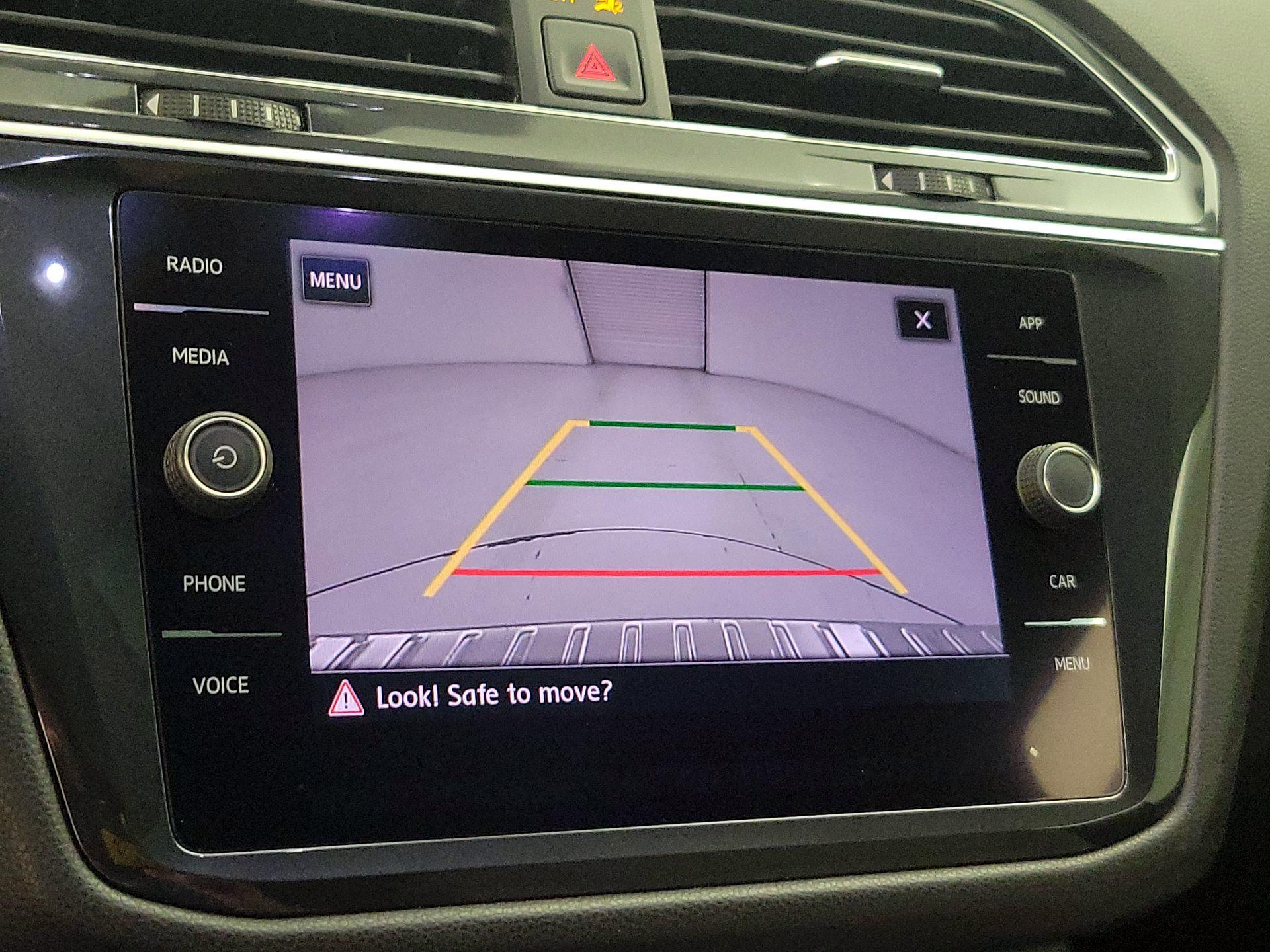 Thumbnail: 2019 Volkswagen Tiguan - 14