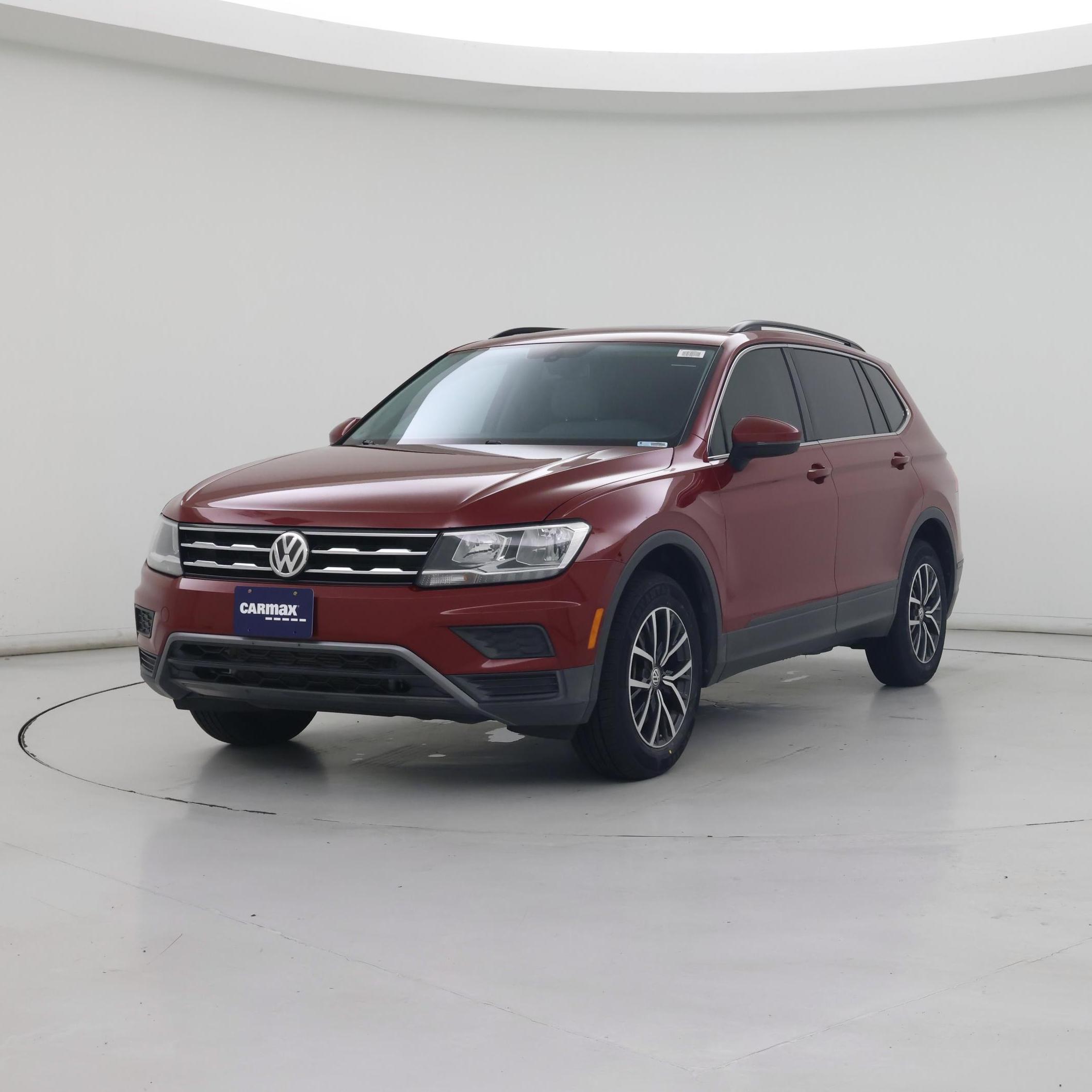 Thumbnail: 2019 Volkswagen Tiguan - 4