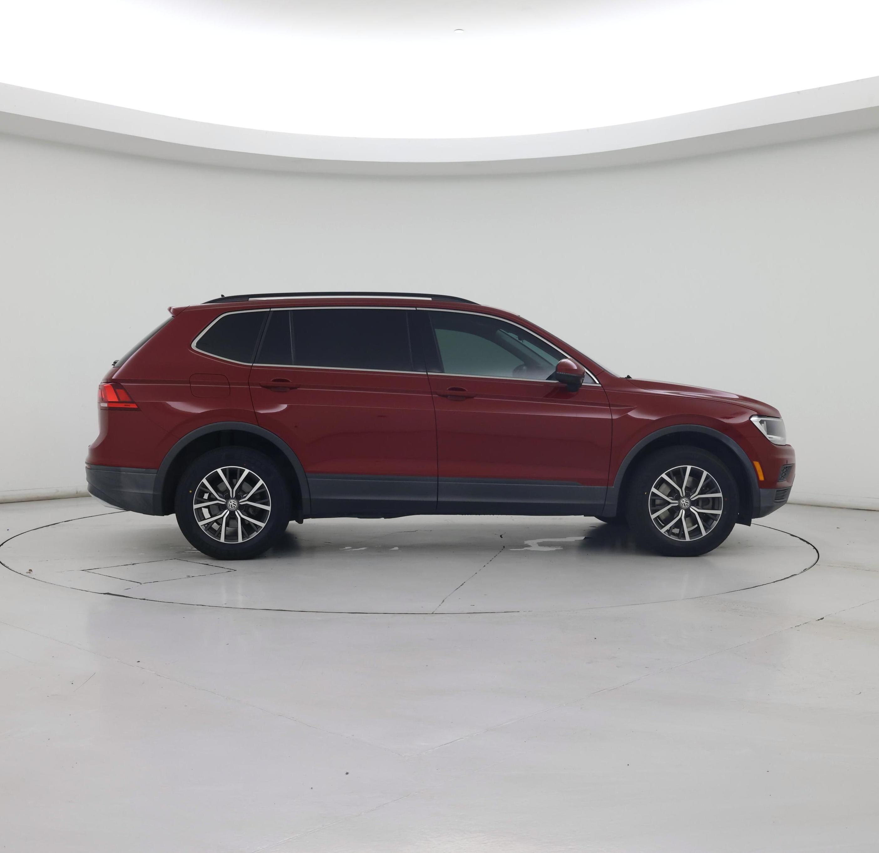 Thumbnail: 2019 Volkswagen Tiguan - 7