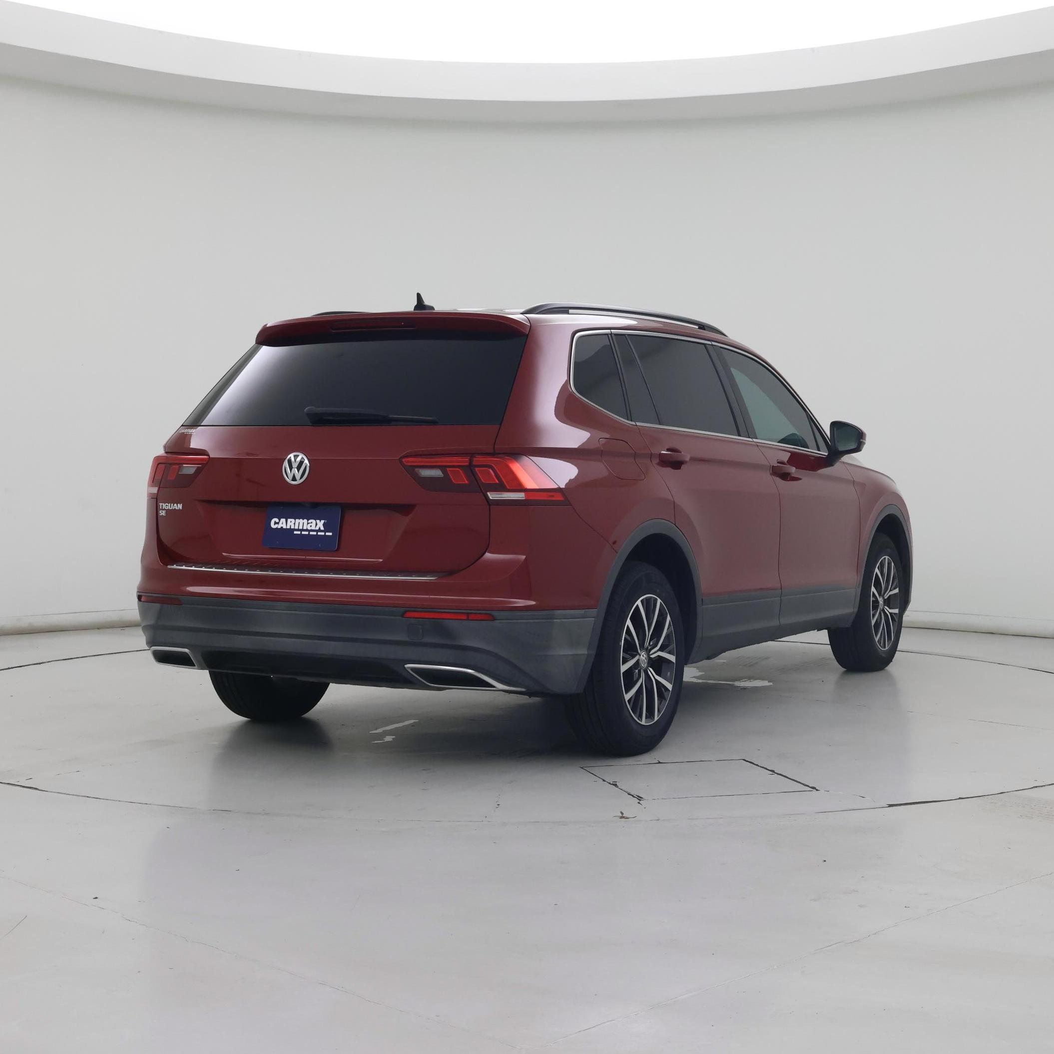 Thumbnail: 2019 Volkswagen Tiguan - 8