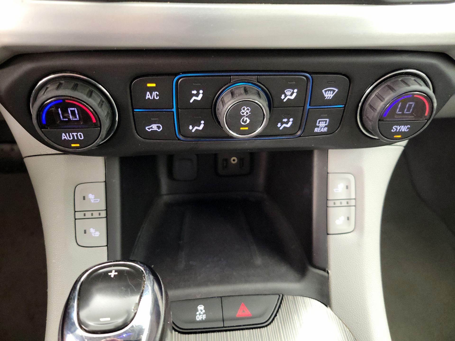 Thumbnail: 2018 GMC Acadia - 16