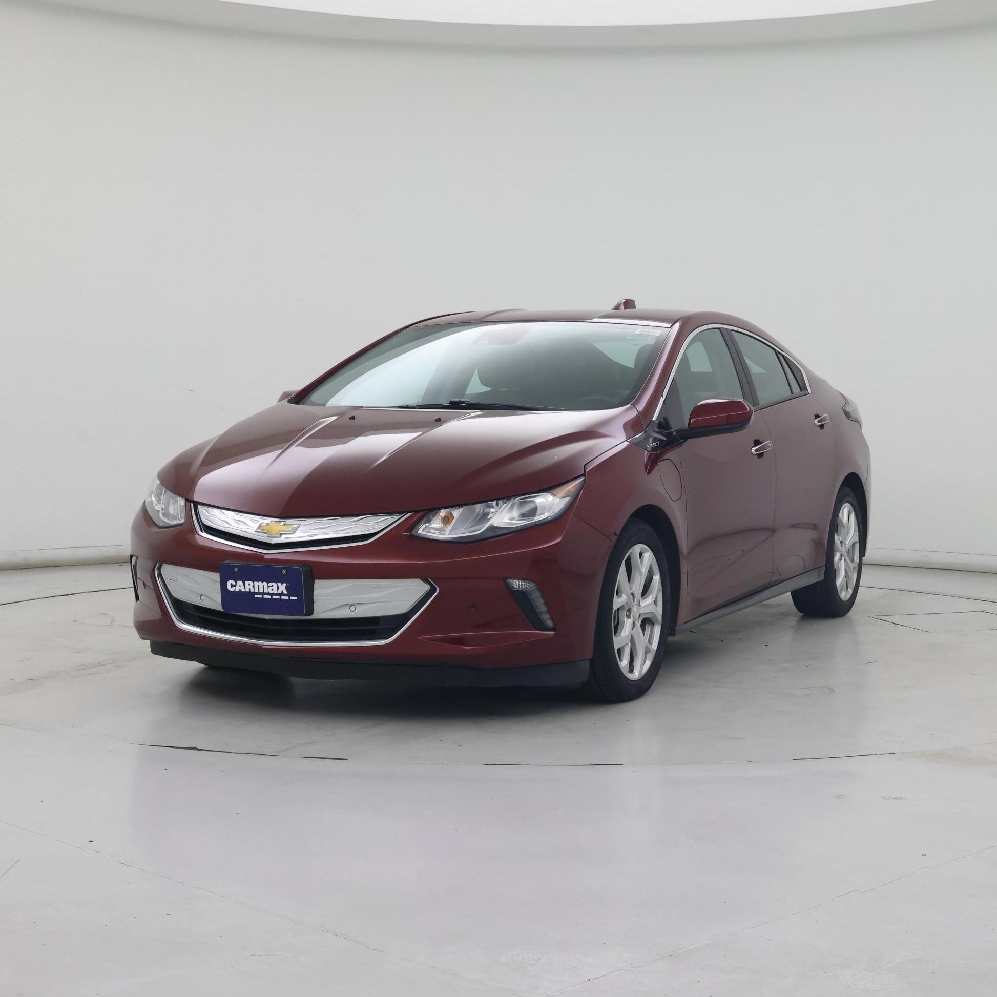 Thumbnail: 2017 Chevrolet Volt - 4