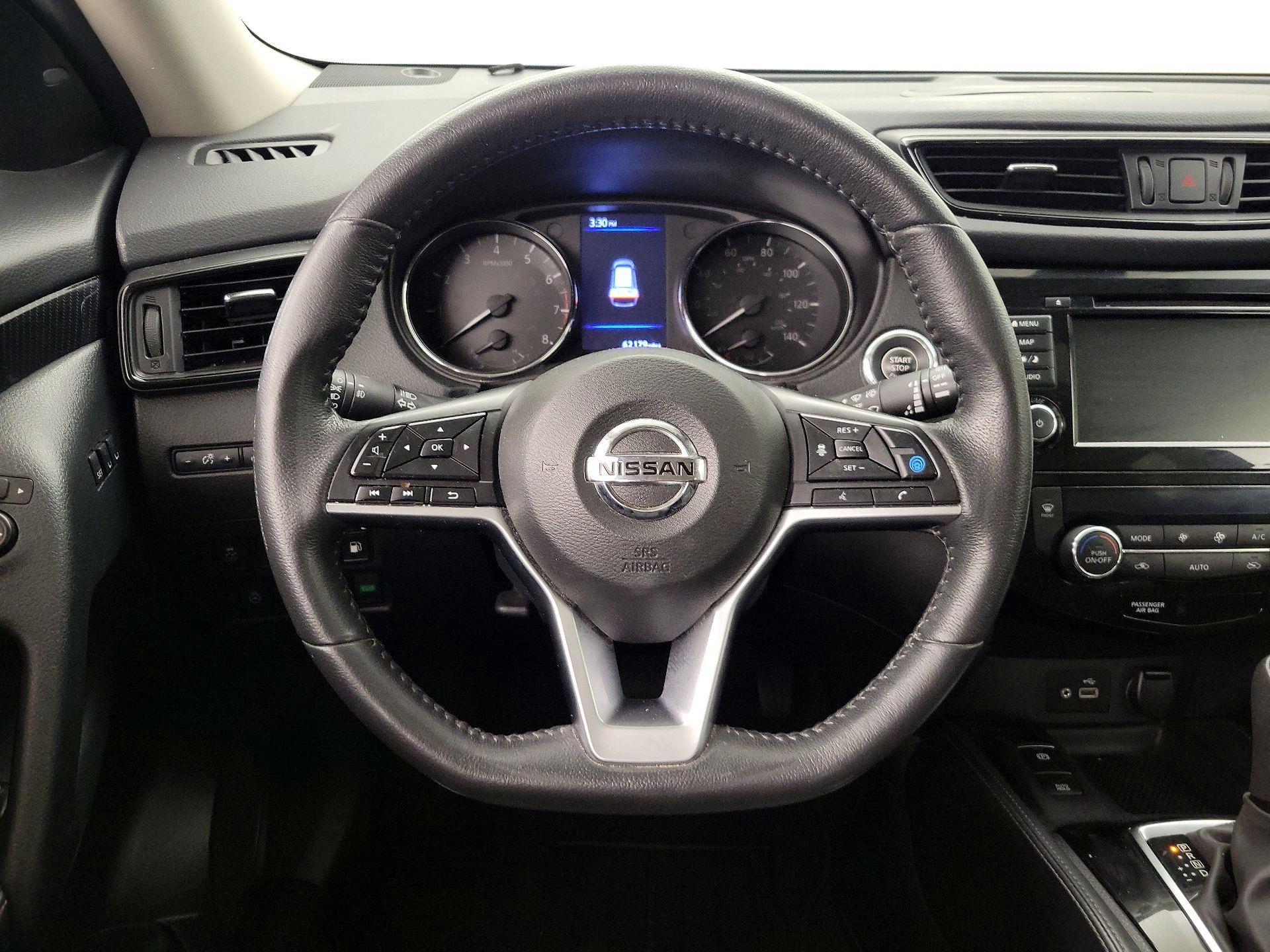 Thumbnail: 2020 Nissan Rogue - 10