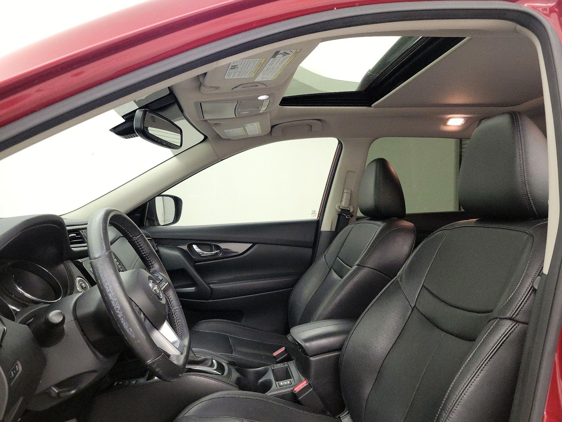 Thumbnail: 2020 Nissan Rogue - 19