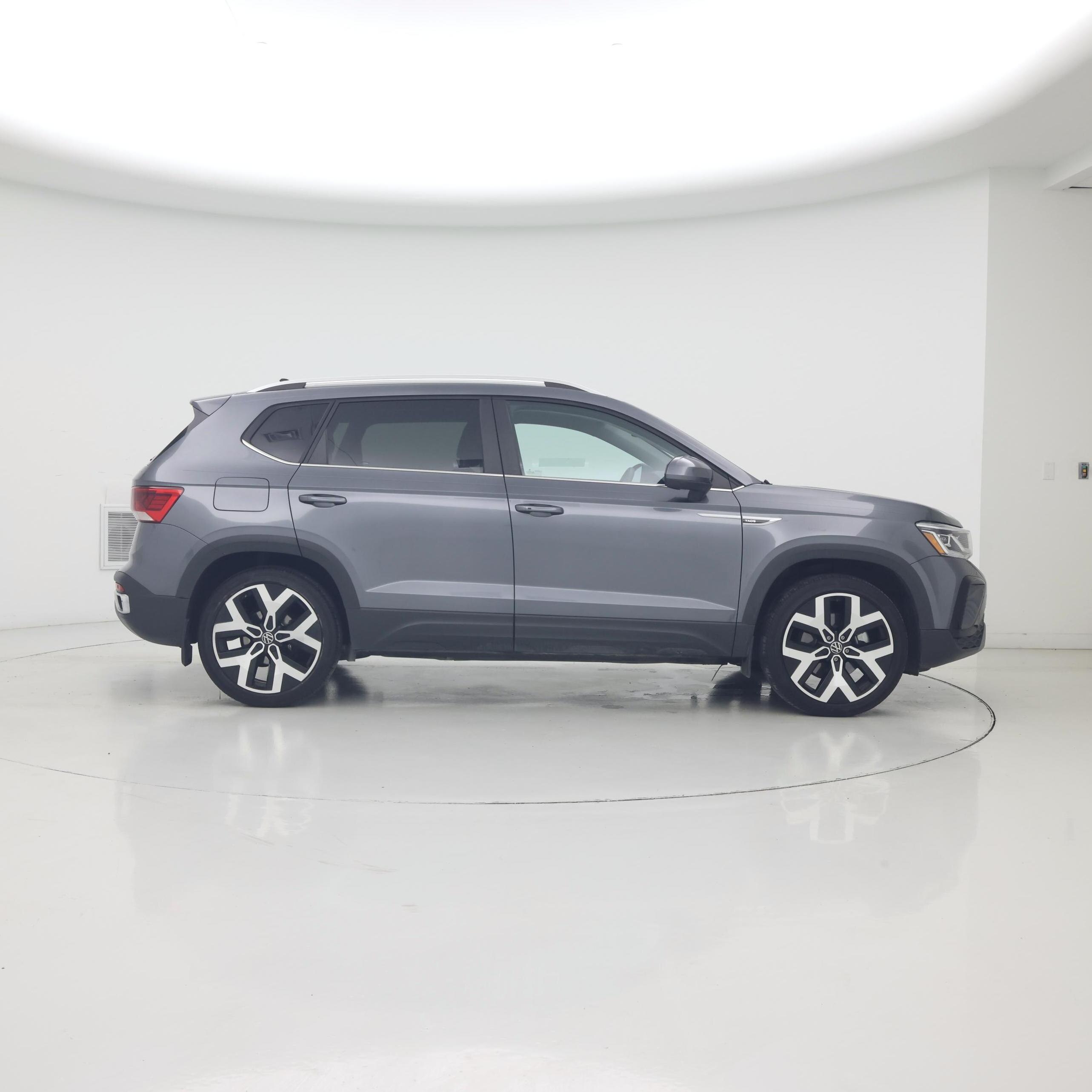 Thumbnail: 2022 Volkswagen Taos - 7