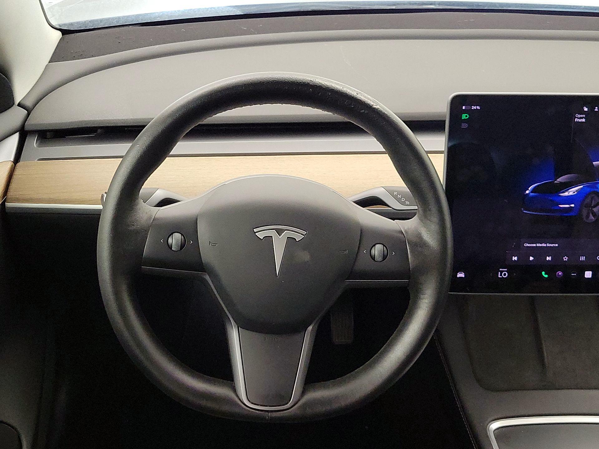 Thumbnail: 2022 Tesla Model 3 - 10