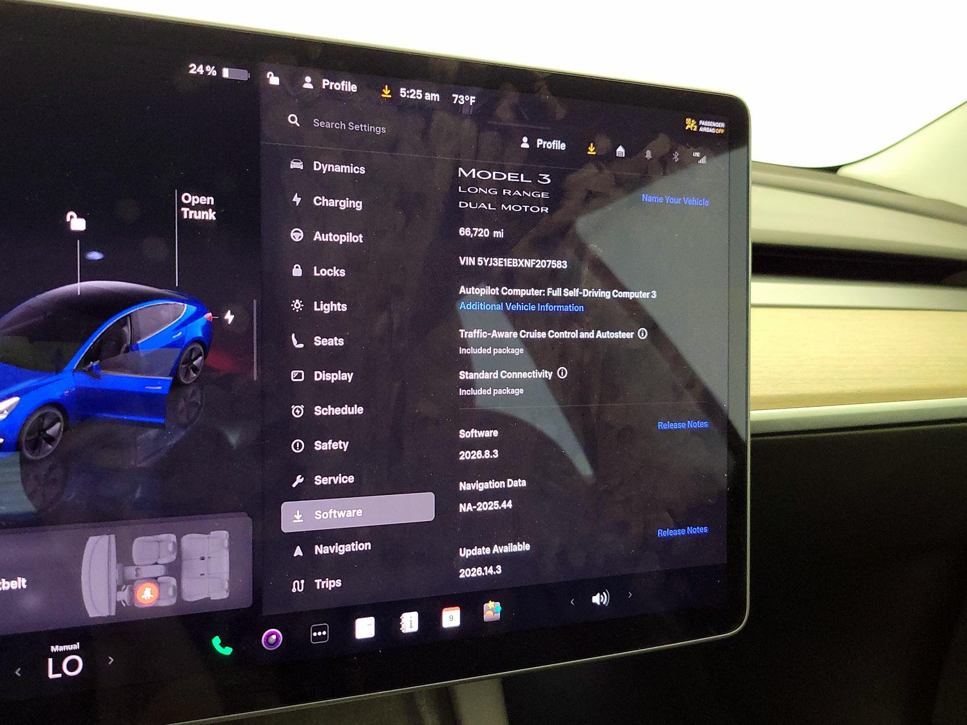 Thumbnail: 2022 Tesla Model 3 - 14