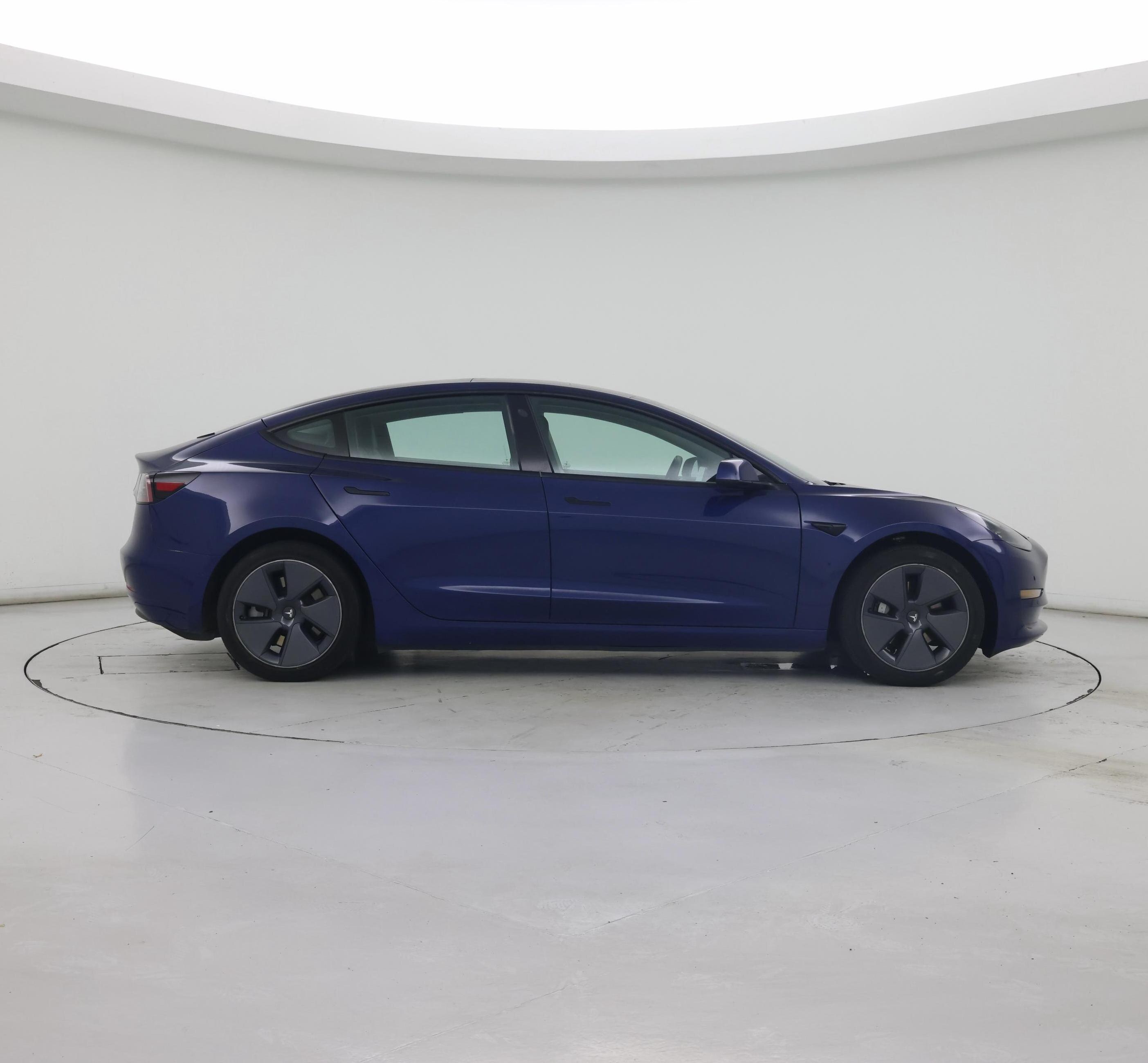 Thumbnail: 2022 Tesla Model 3 - 7