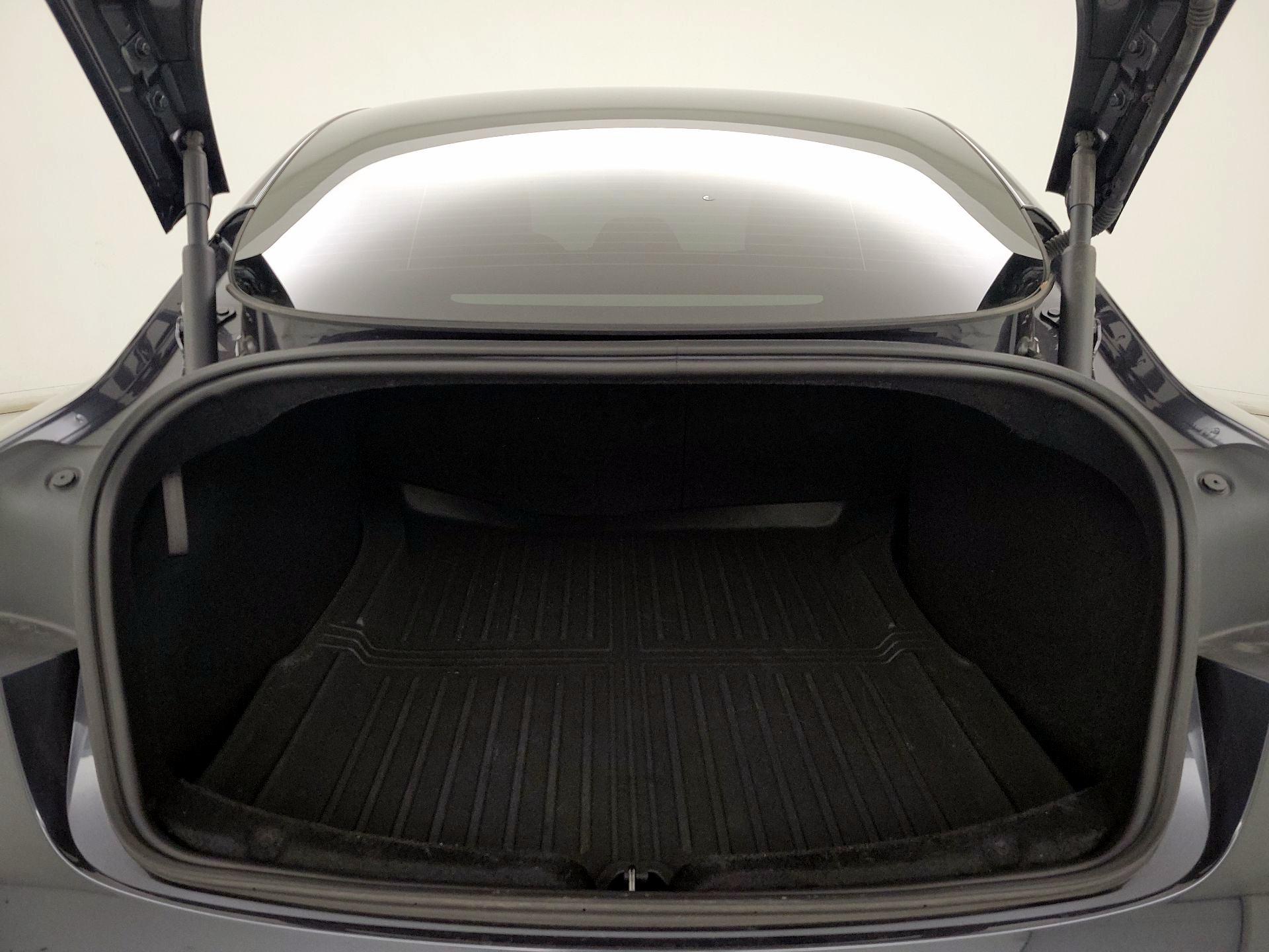 Thumbnail: 2025 Tesla Model 3 - 18