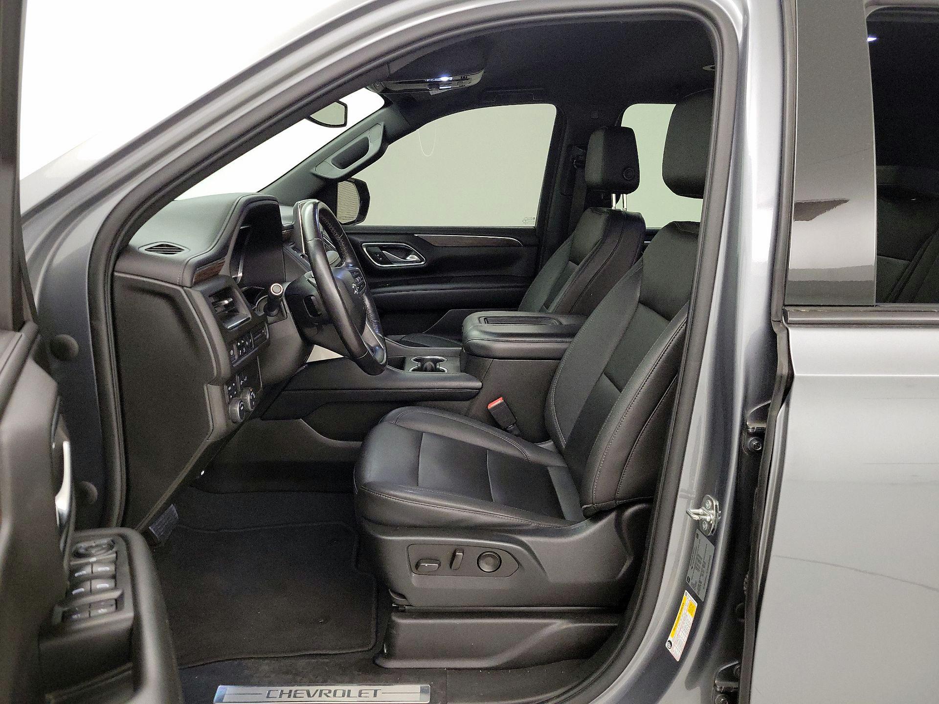 Thumbnail: 2022 Chevrolet Suburban - 11
