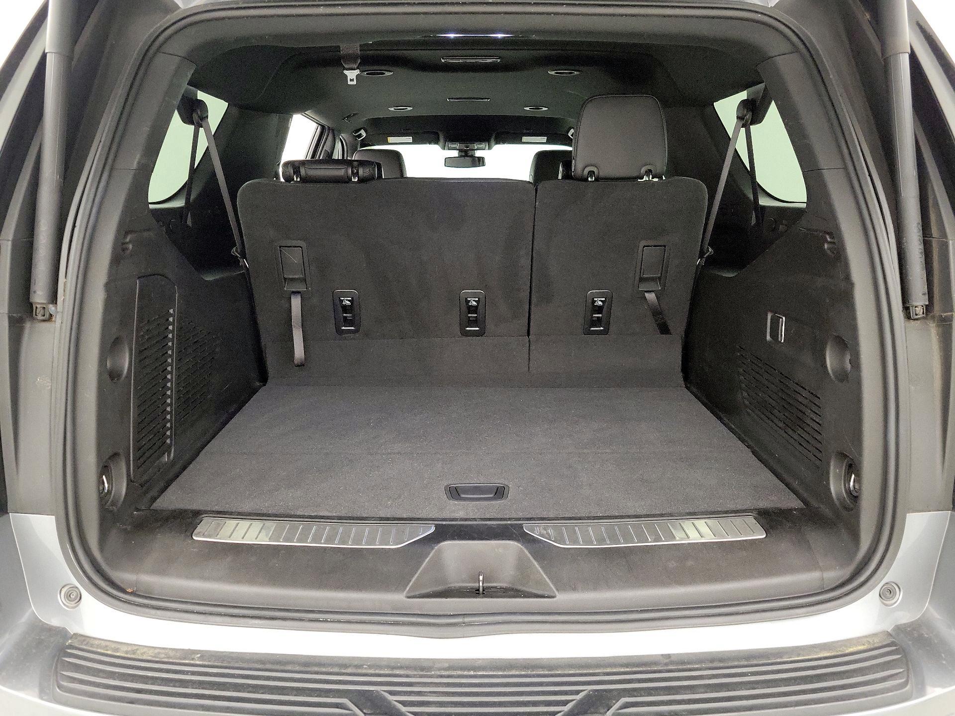 Thumbnail: 2022 Chevrolet Suburban - 20