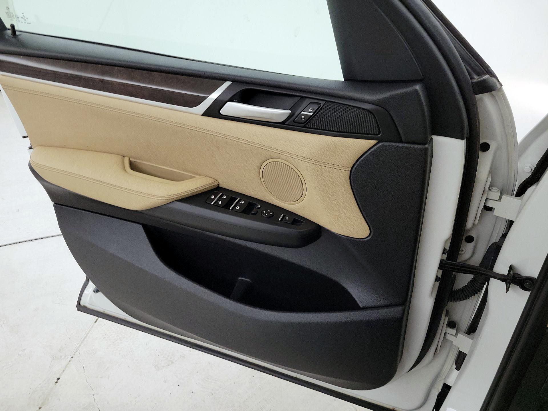 Thumbnail: 2016 BMW X3 - 12