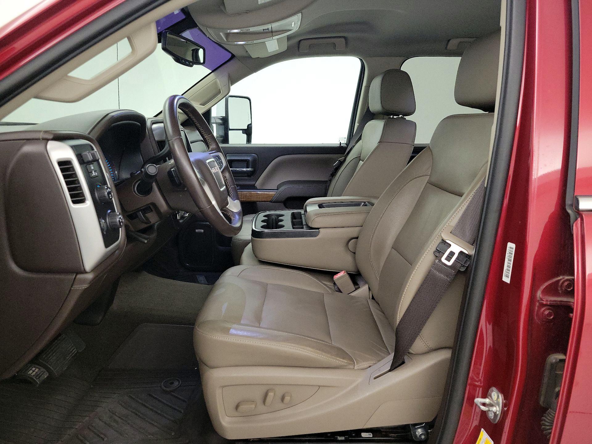 Thumbnail: 2018 GMC Sierra 2500 - 11