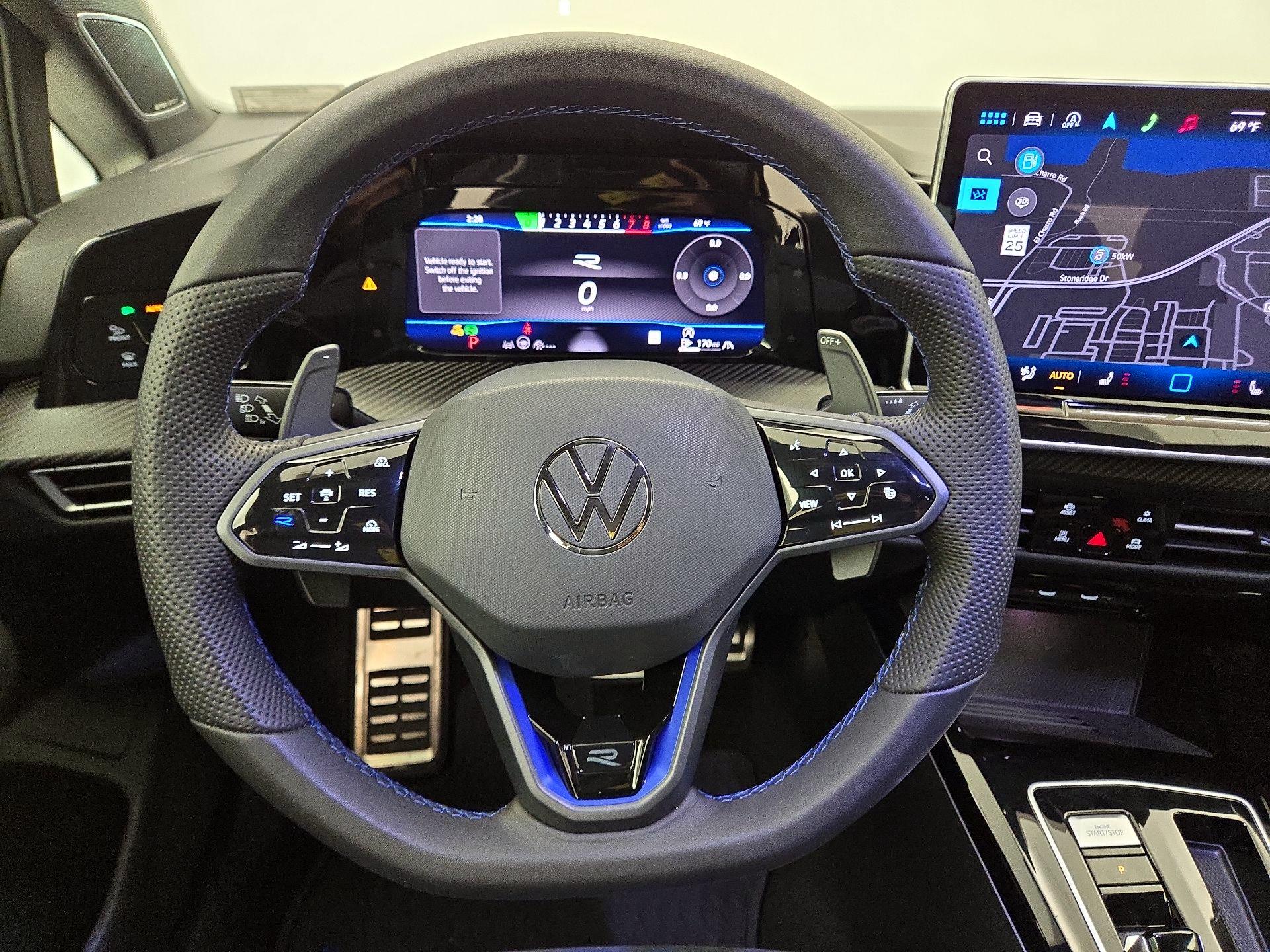 Thumbnail: 2025 Volkswagen Golf - 10