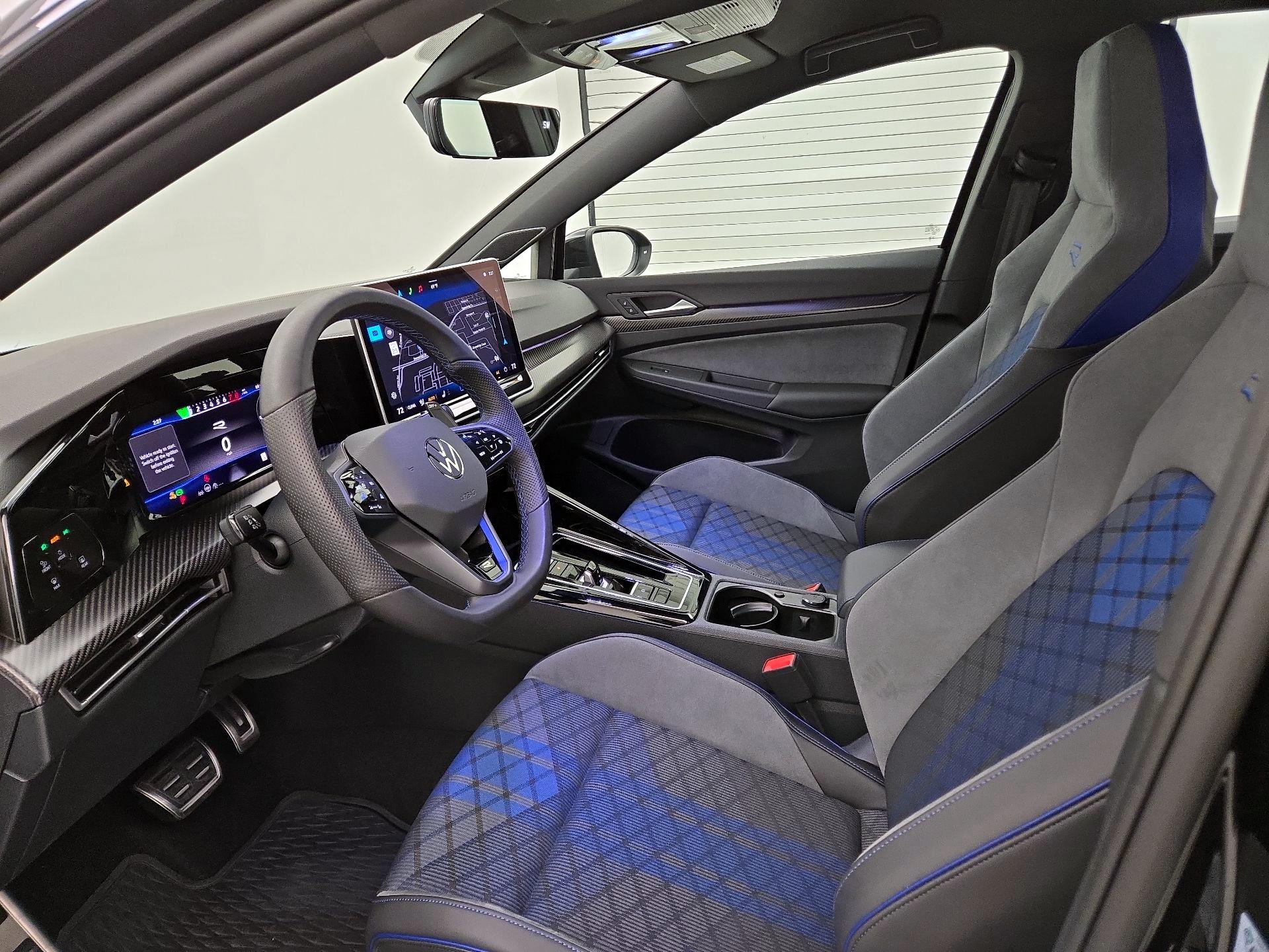 Thumbnail: 2025 Volkswagen Golf - 11