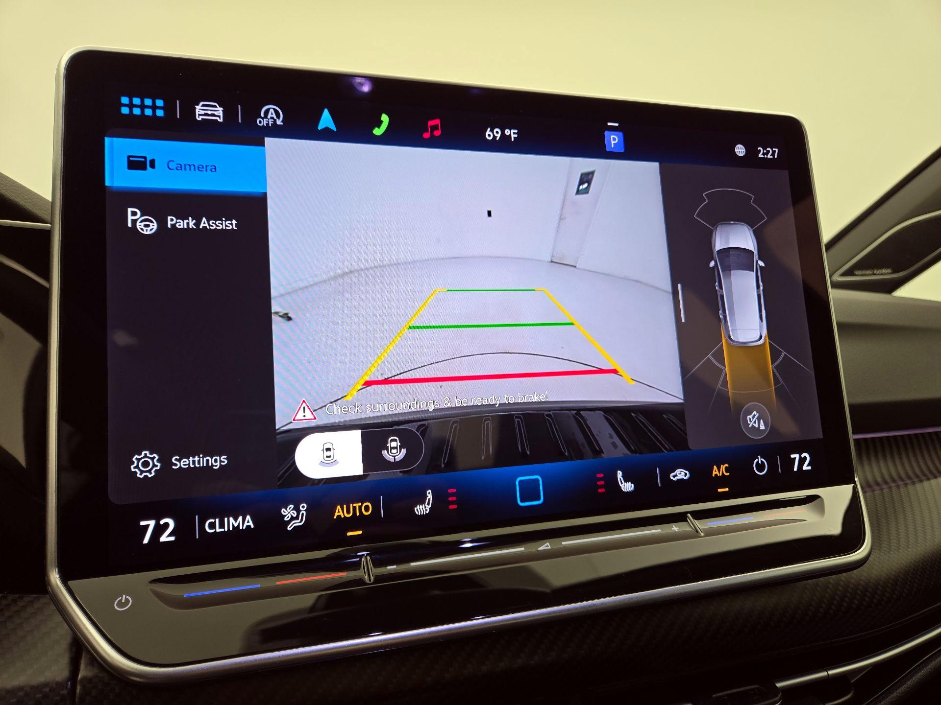 Thumbnail: 2025 Volkswagen Golf - 15