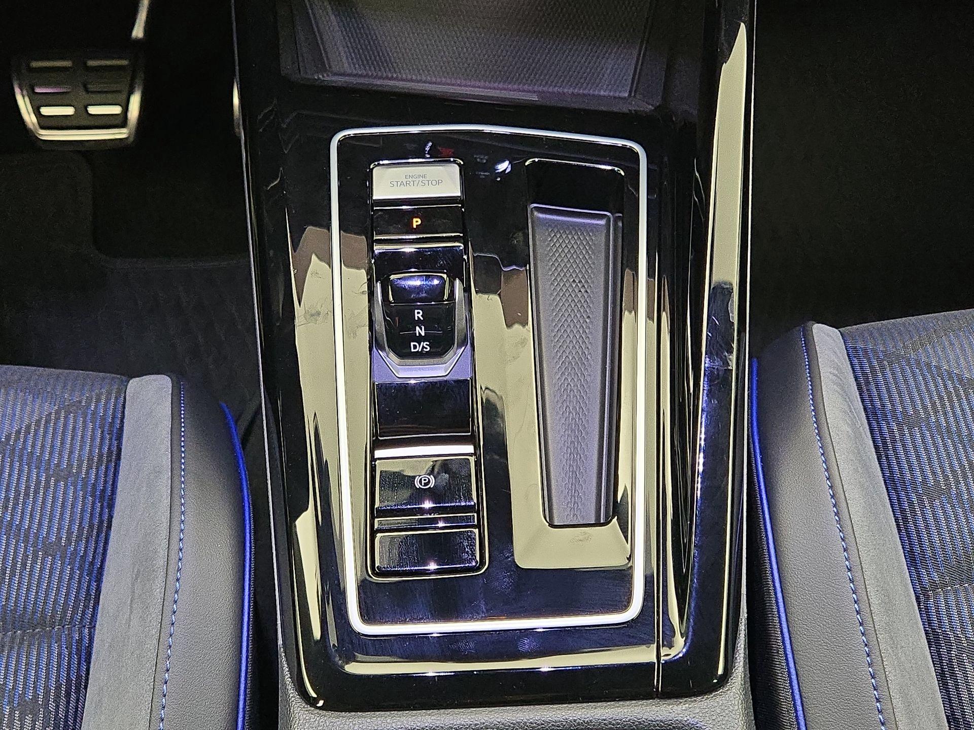 Thumbnail: 2025 Volkswagen Golf - 18