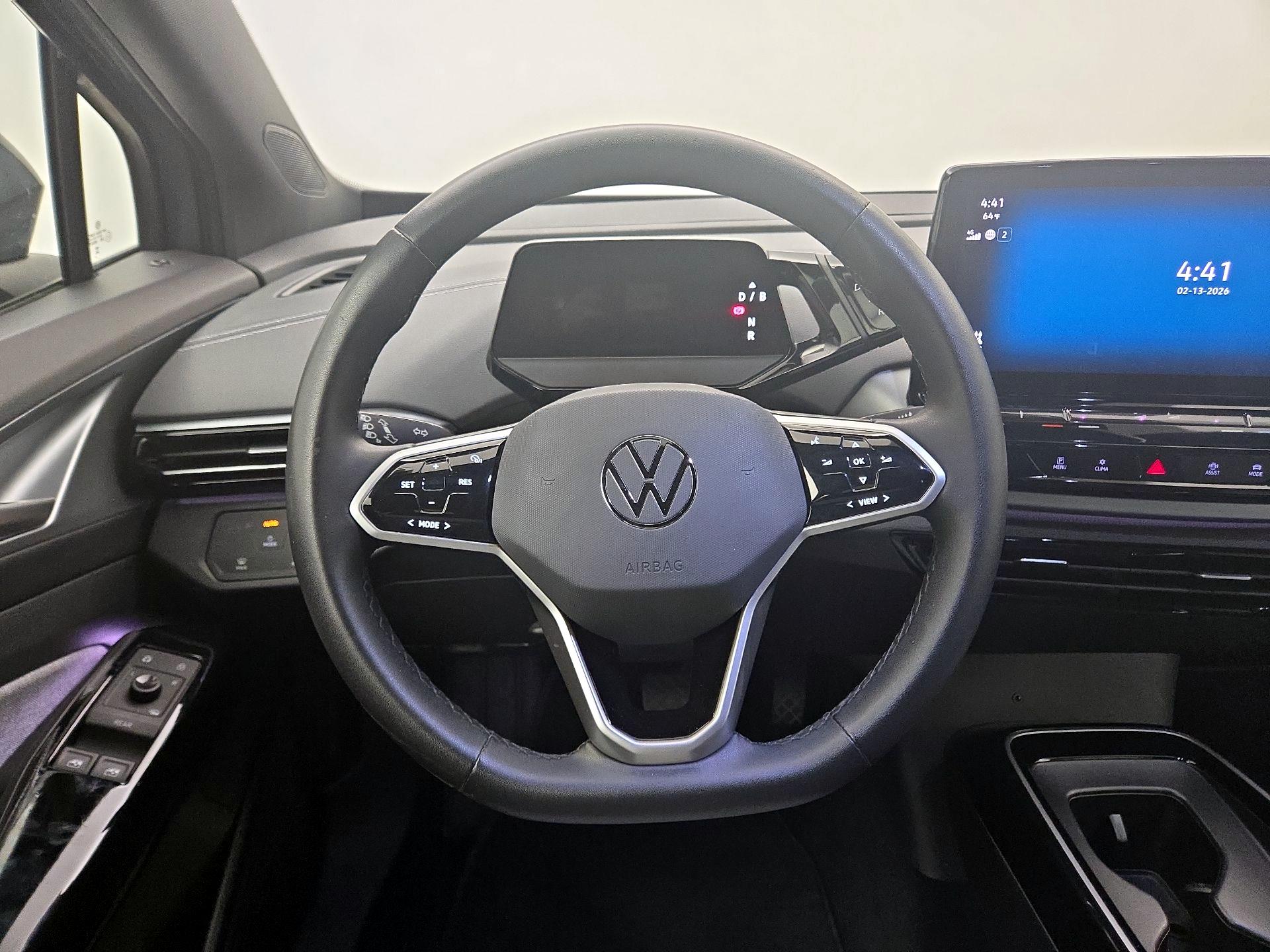 Thumbnail: 2023 Volkswagen ID.4 - 10